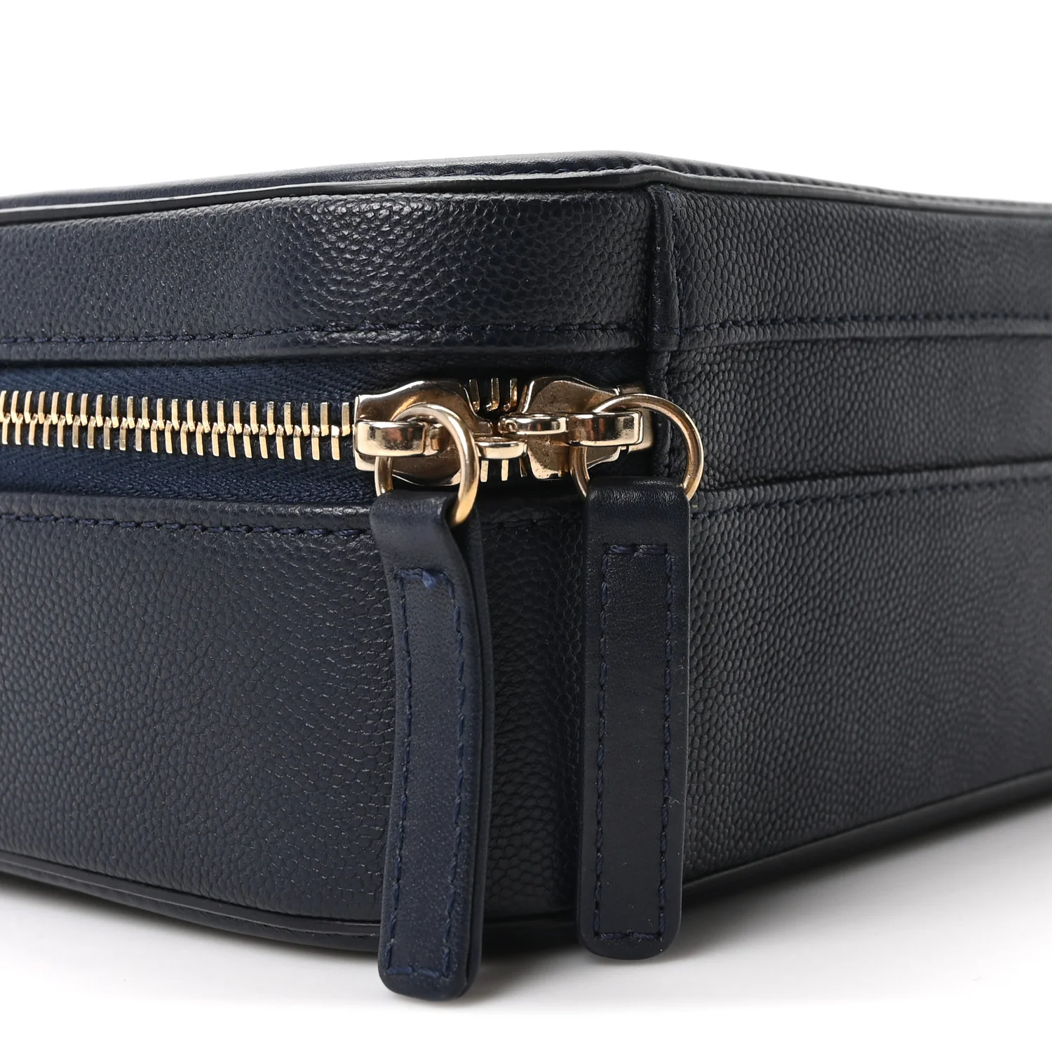 Caviar Quilted Medium CC Filigree Vanity Case Navy - Image 9