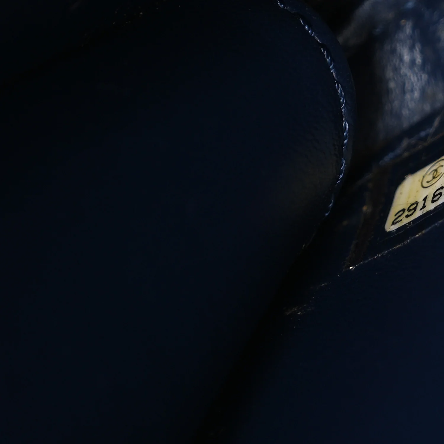 Caviar Quilted Medium CC Filigree Vanity Case Navy - Image 7