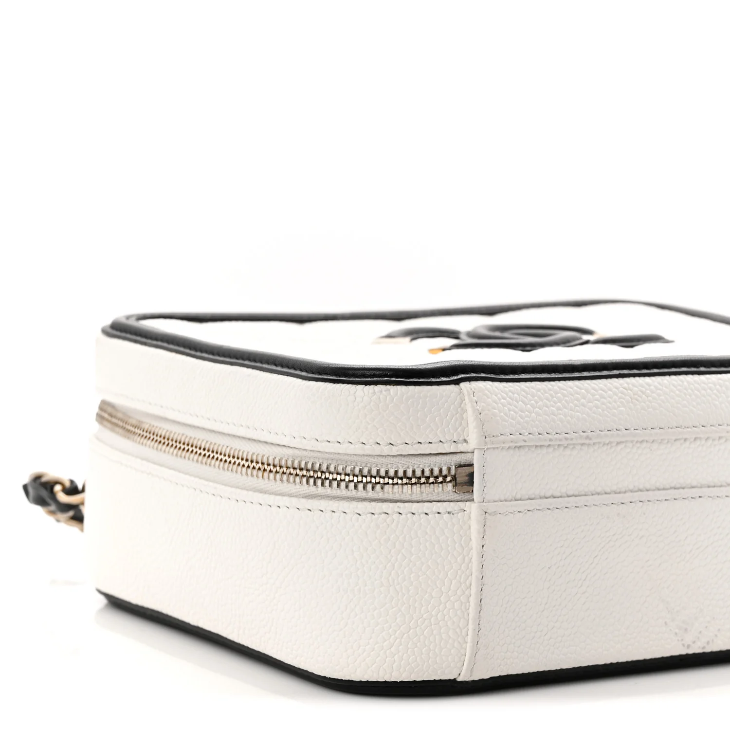 Caviar Quilted Medium CC Filigree Vanity Case White Black - Image 9