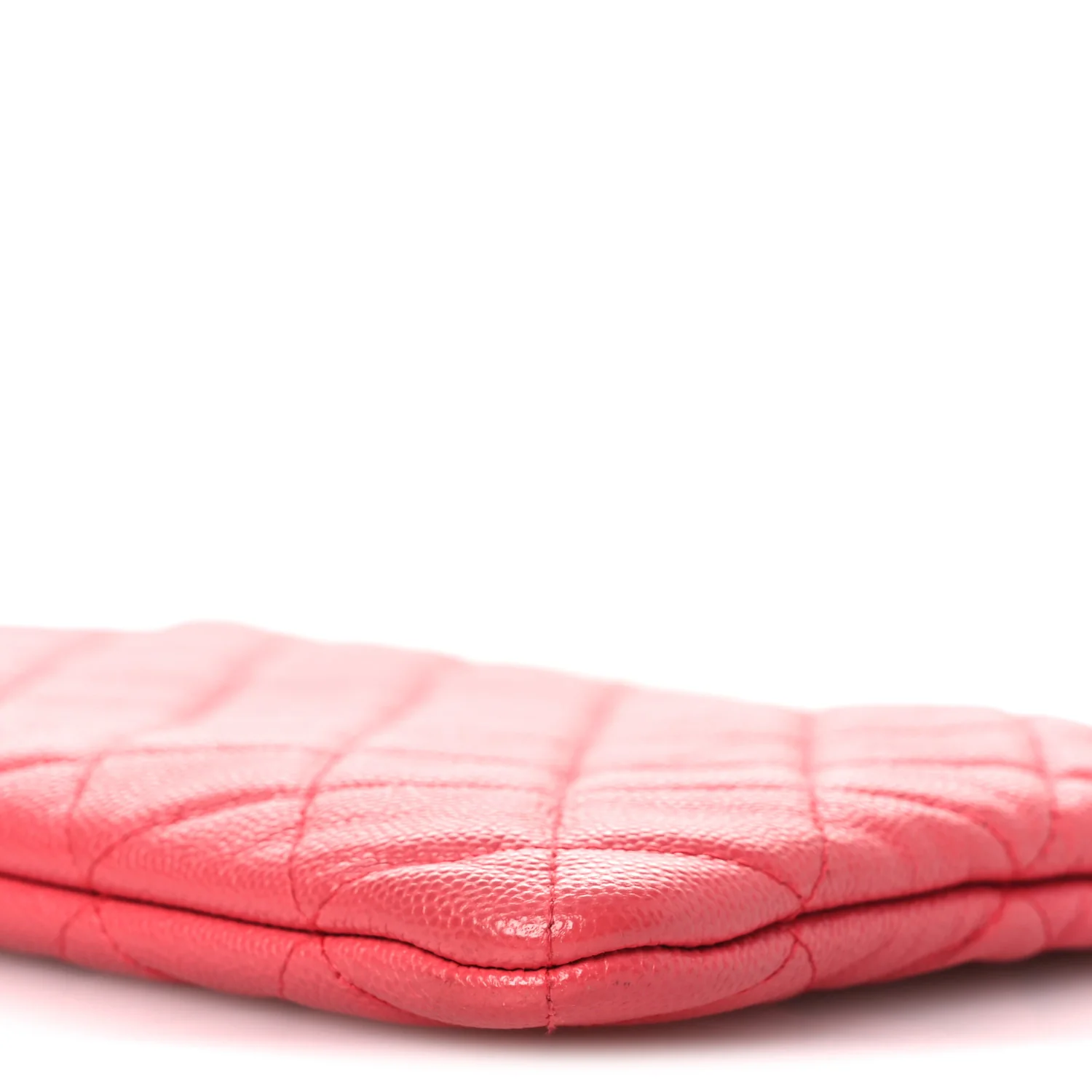 Caviar Quilted Medium Cosmetic Case Pink - Image 10