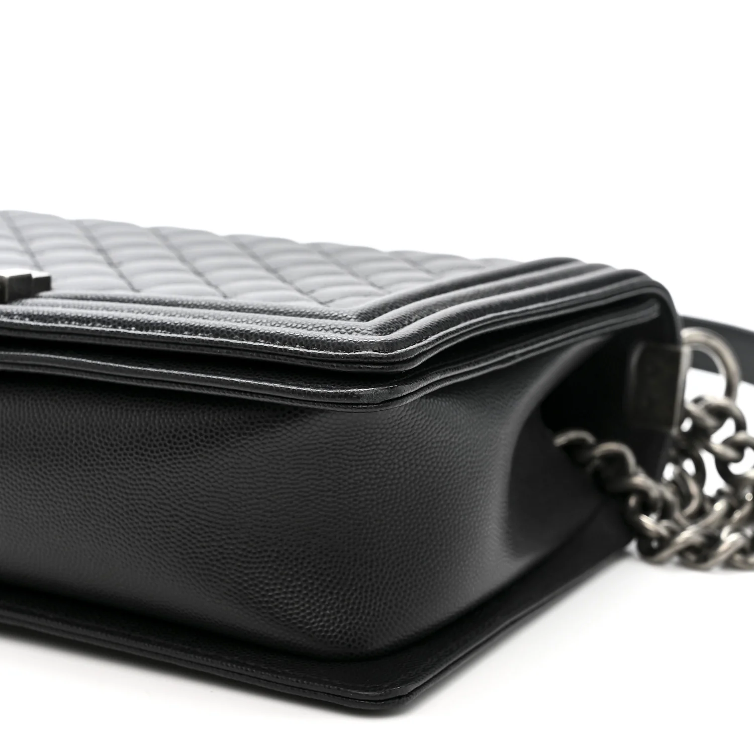 Caviar Quilted New Medium Boy Flap Black - Image 10