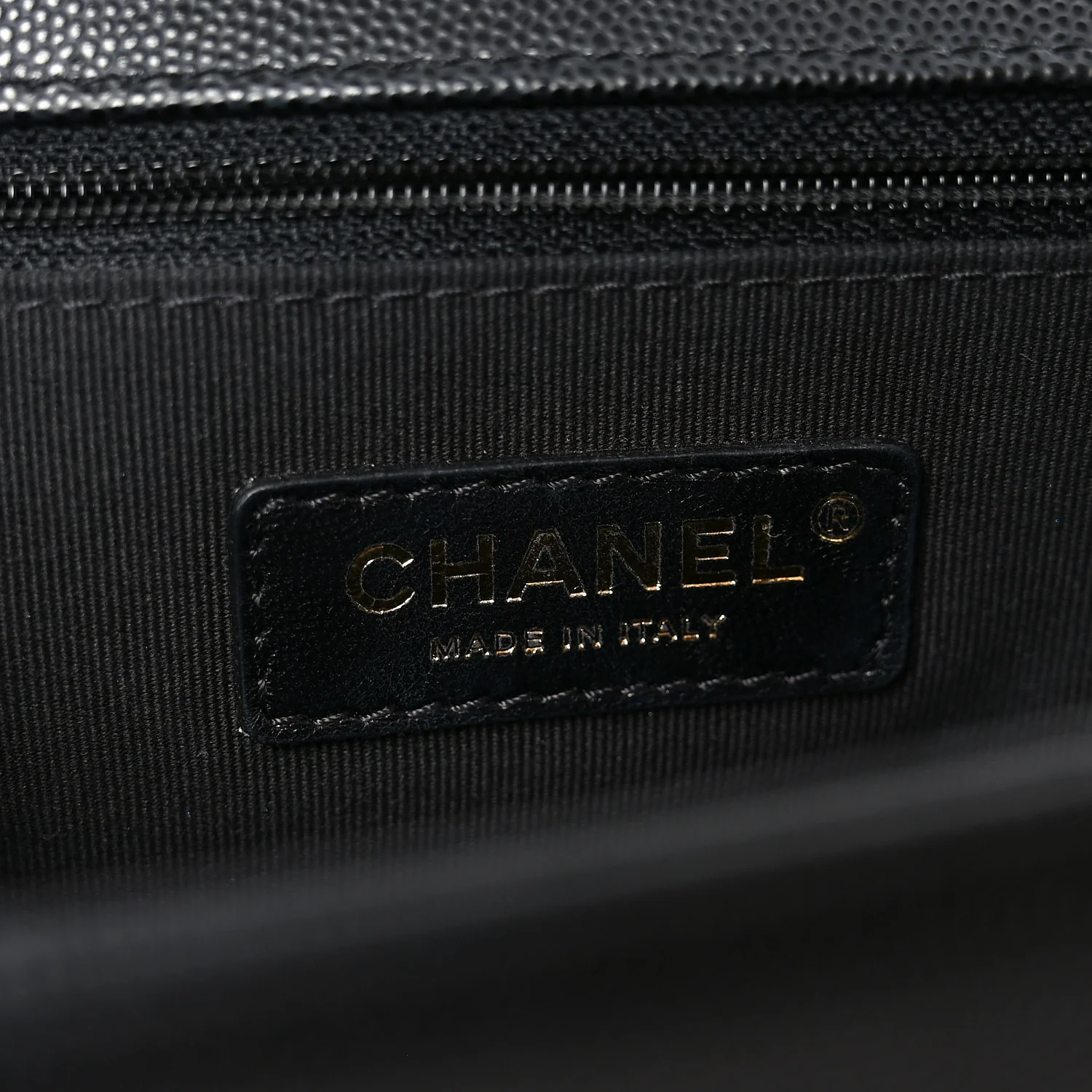 Caviar Quilted New Medium Boy Flap Black - Image 5