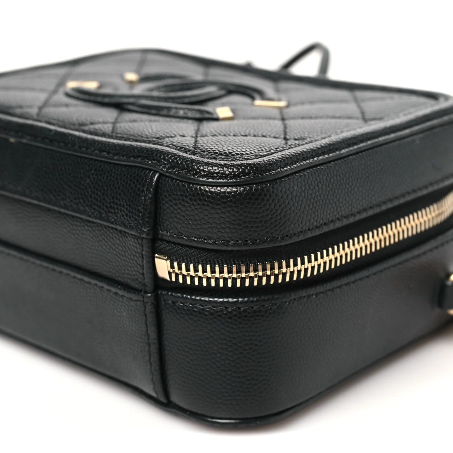 Caviar Quilted Small CC Filigree Vanity Case Black - Image 10