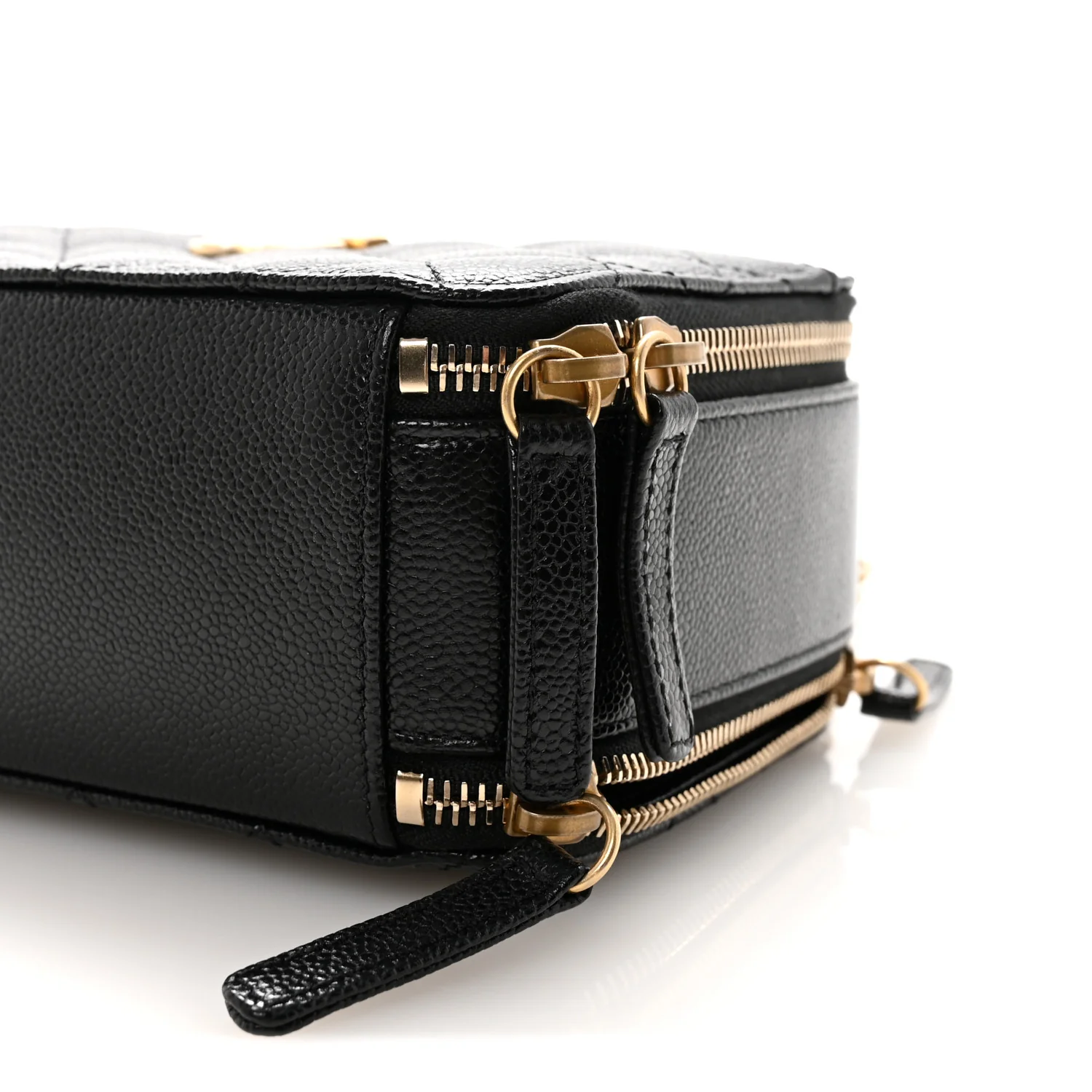 Caviar Quilted Small Pick Me Up Vanity Case Black - Image 10