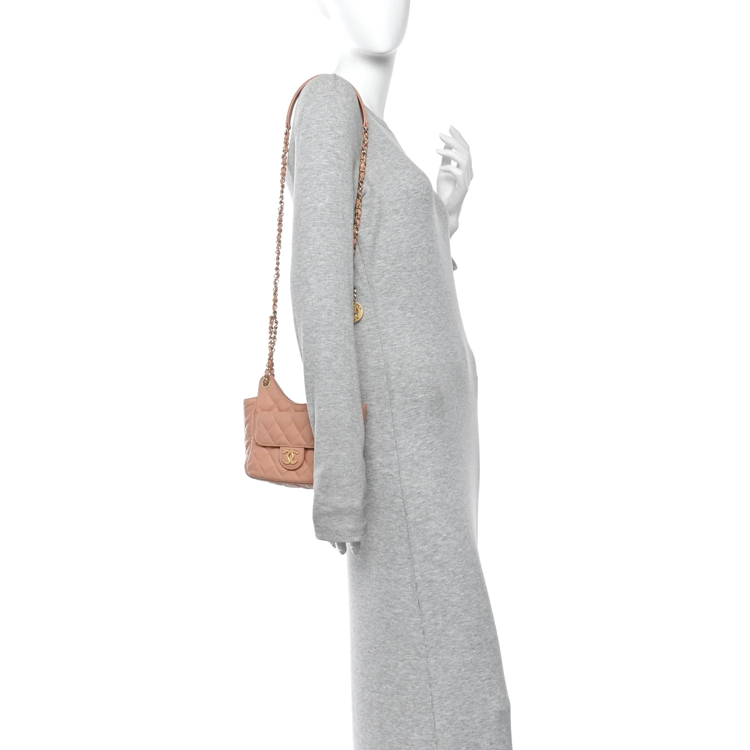 Caviar Quilted Small Wavy CC Hobo Coral - Image 2