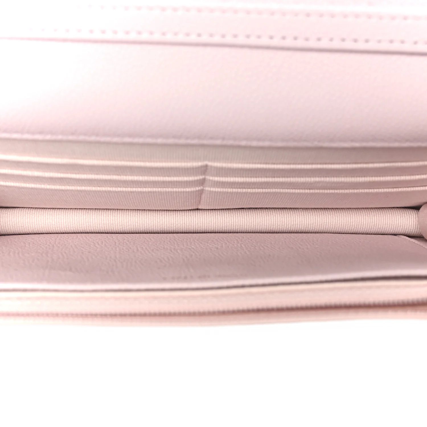 Caviar Quilted Tiny CC Wallet On Chain WOC Light Pink - Image 5