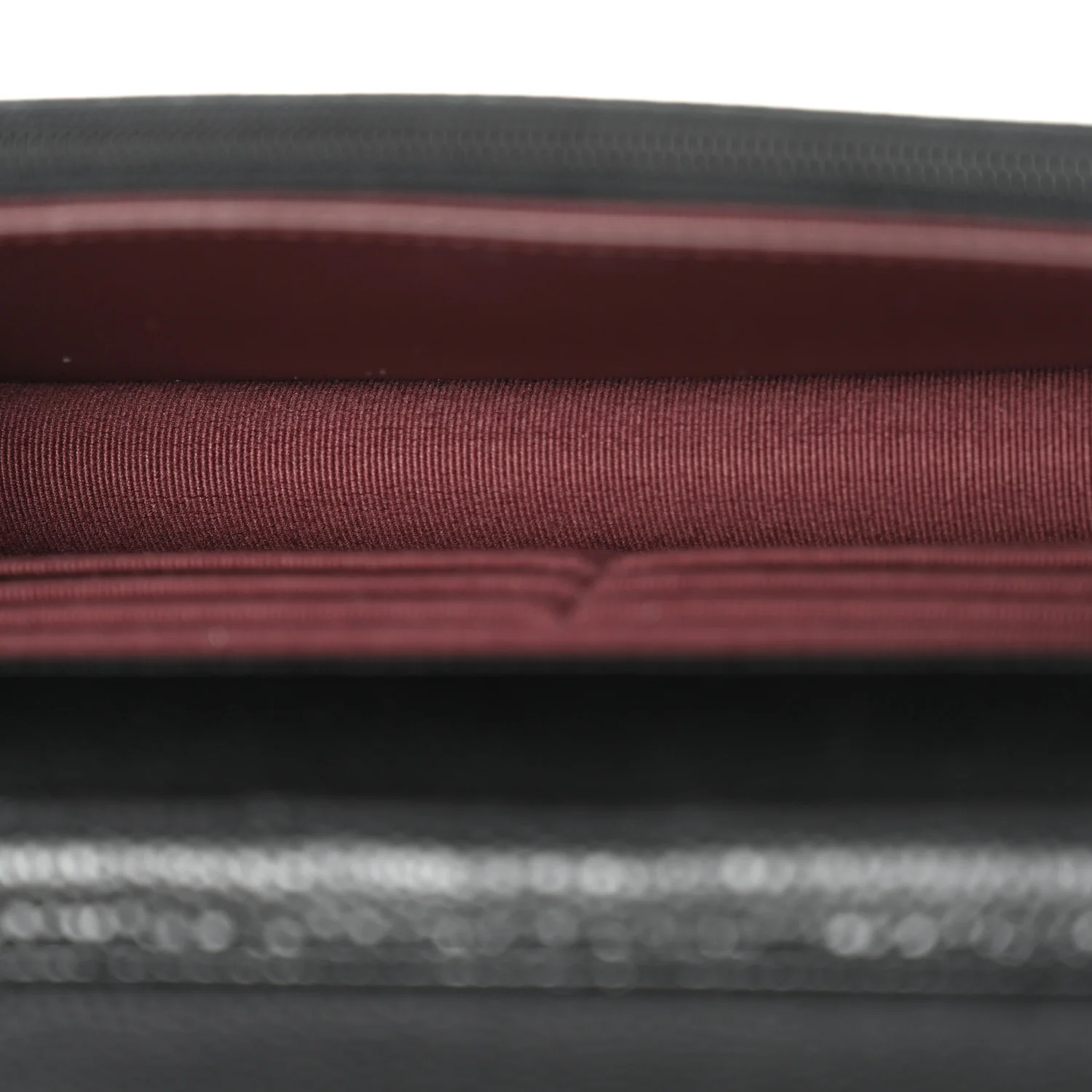 Caviar Quilted Wallet on Chain WOC Black - Image 5