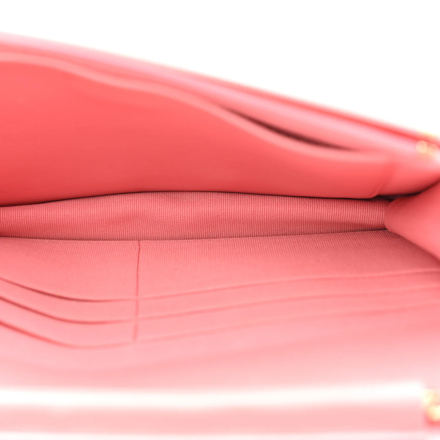 Caviar Quilted Wallet on Chain WOC Pink - Image 5