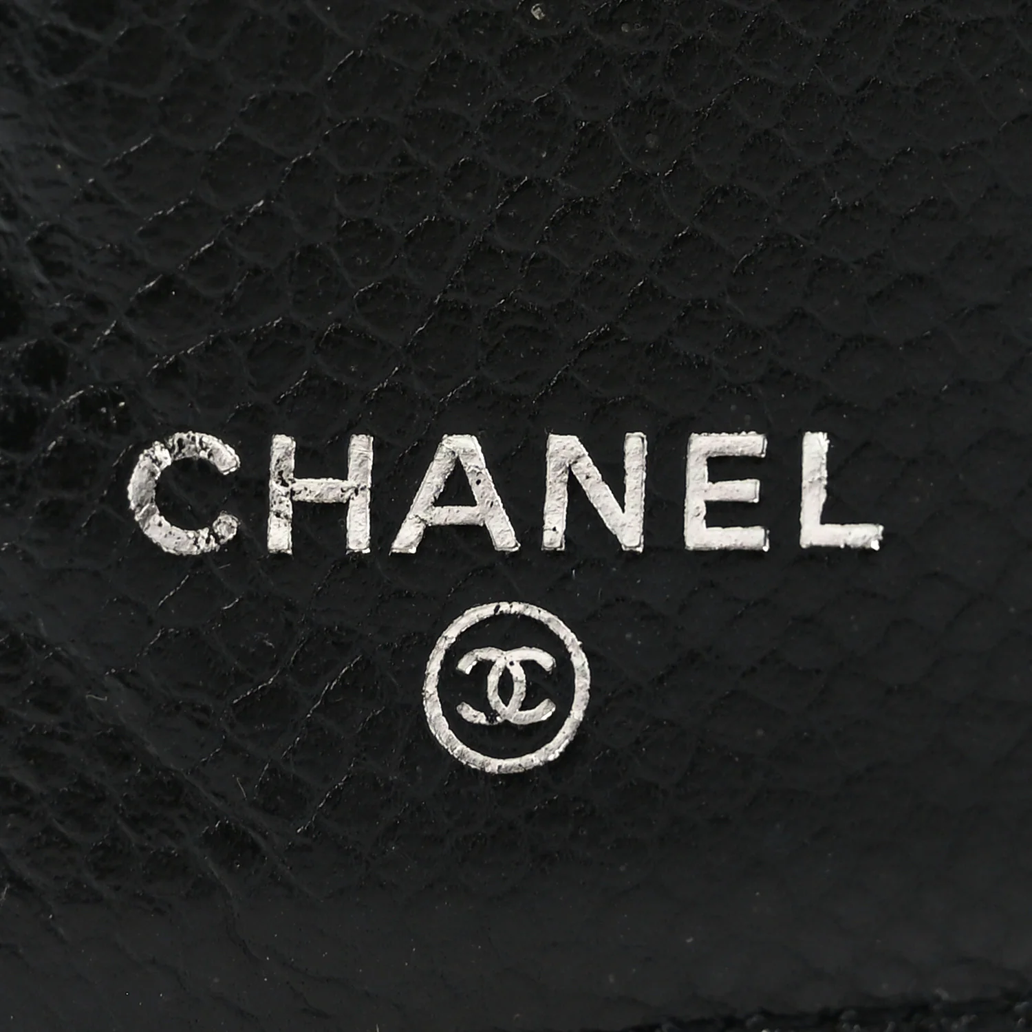 Caviar Quilted Yen Wallet Black - Image 6