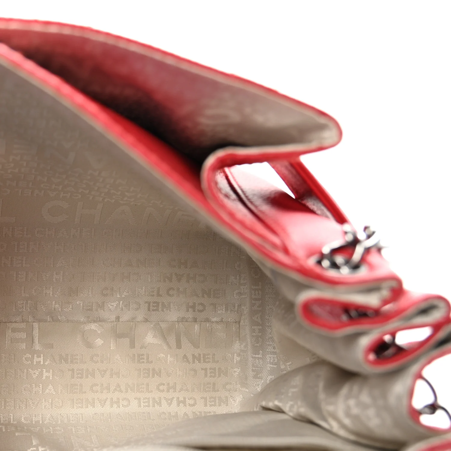 Caviar Small Accordion Flap Red - Image 5