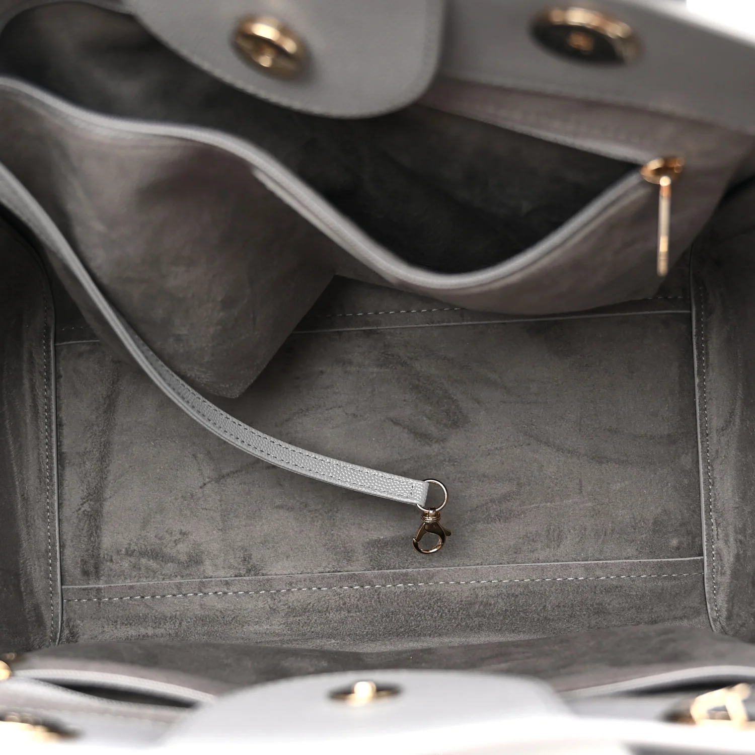 Caviar Studded Medium Deauville Tote Grey - Image 5