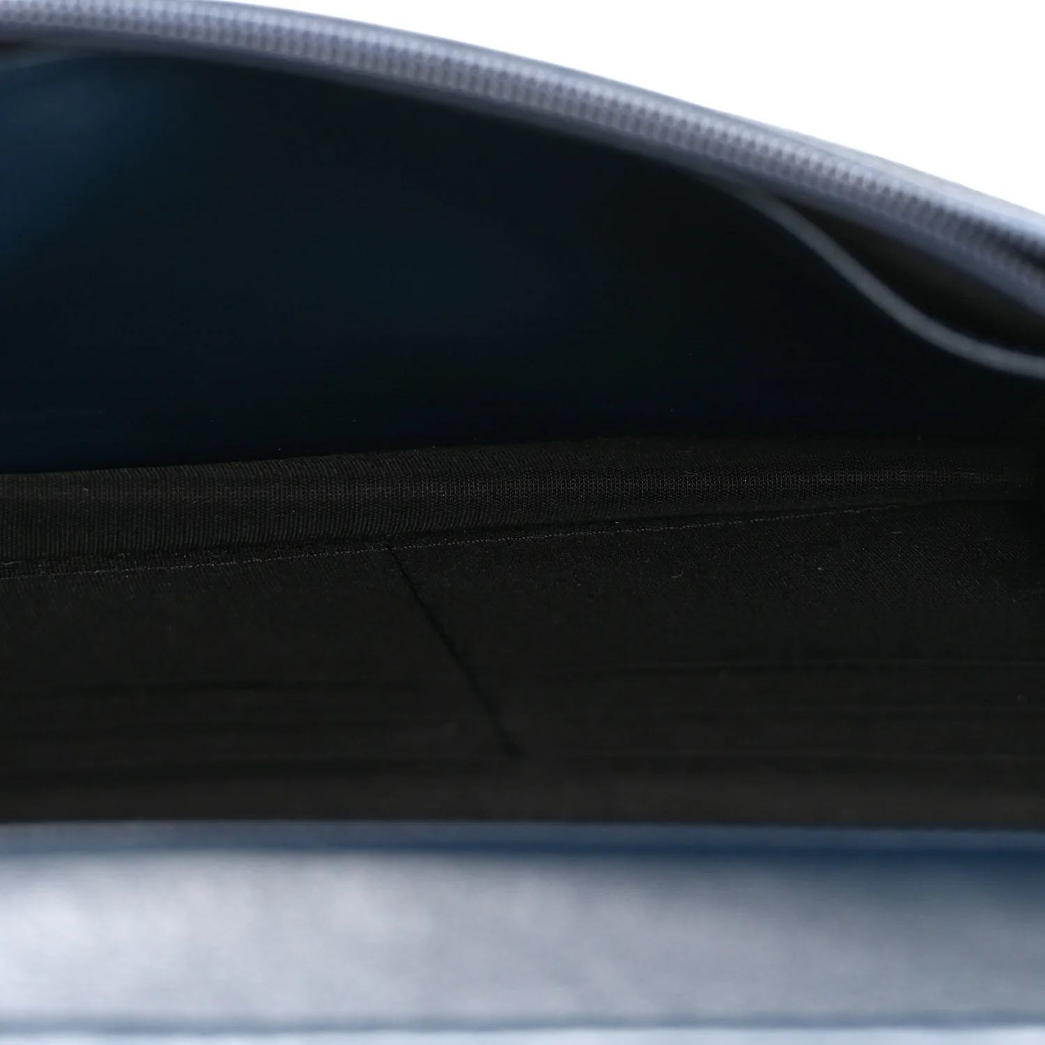 Caviar Timeless CC Wallet on Chain WOC Navy Blue - Image 5