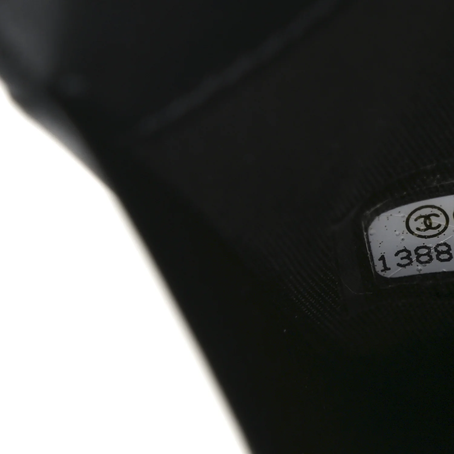 Caviar Timeless CC Yen Wallet Black - Image 8