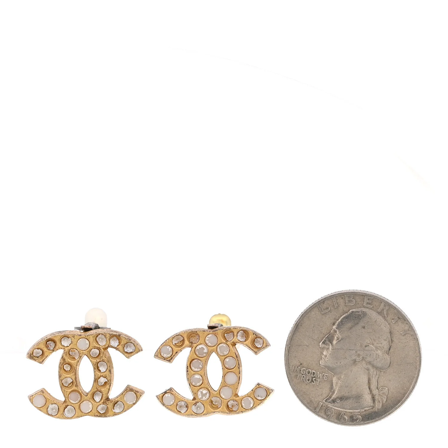 CC Gripoix Clip on Earrings Gold - Image 2