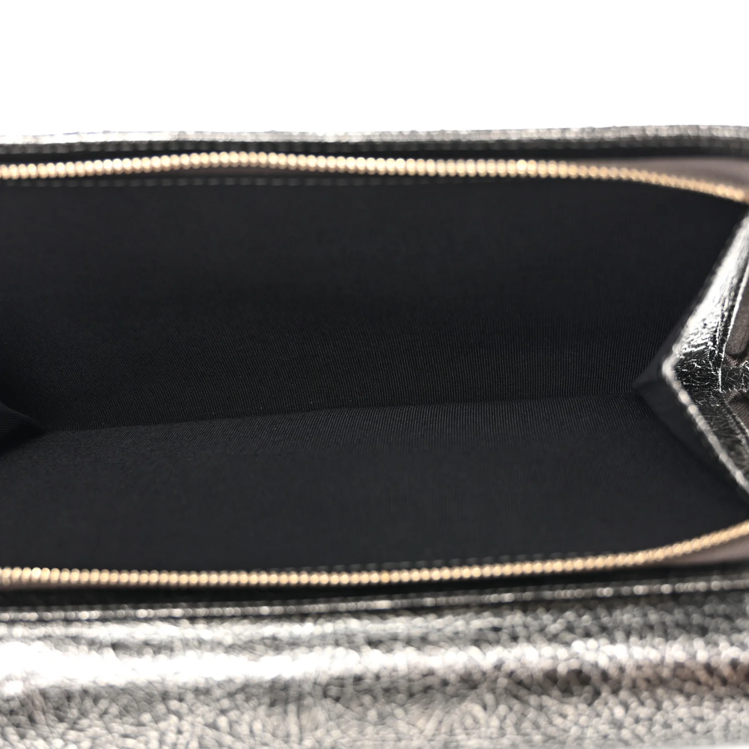 Cracked Metallic Calfskin Quilted Zip Away Chain Clutch Dark Silver - Image 5