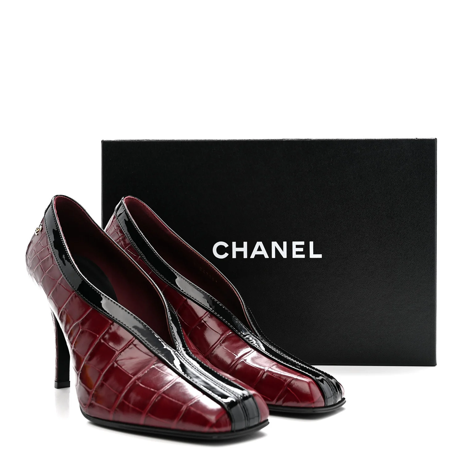 Crocodile Embossed Patent Calfskin Pumps 38.5 Burgundy Black - Image 10
