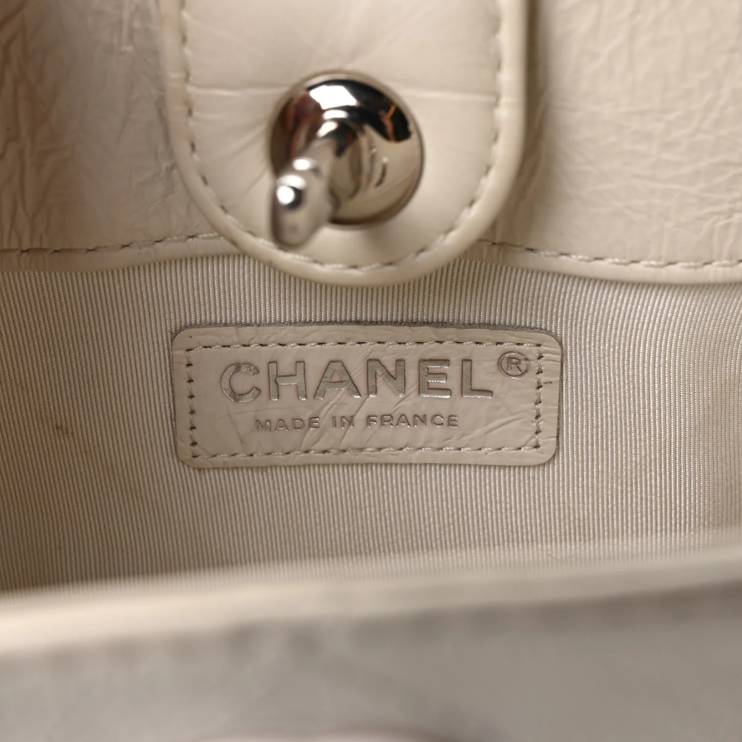 Crumpled Calfskin Bucket Bag White - Image 6