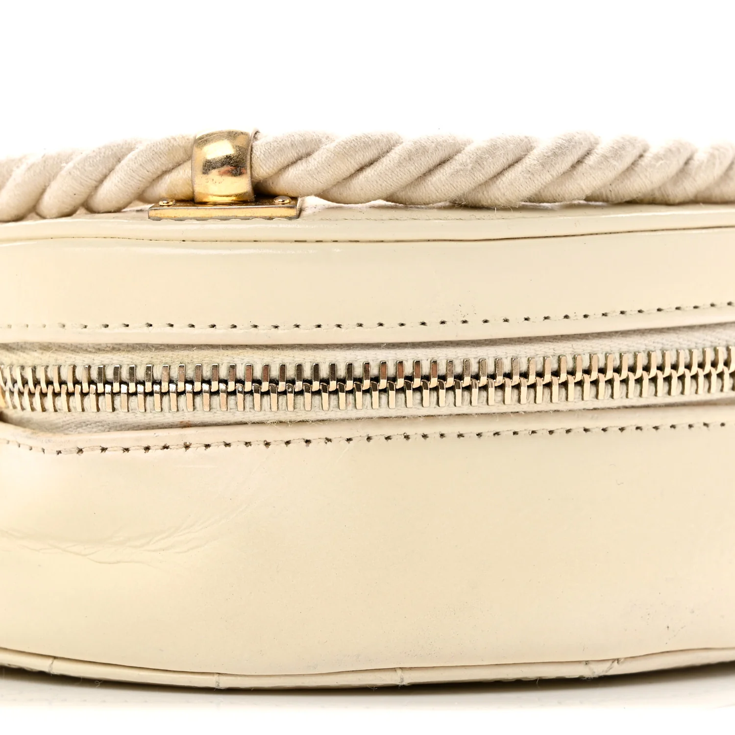 Crumpled Calfskin Cotton Small En Vogue Round Bag White - Image 10
