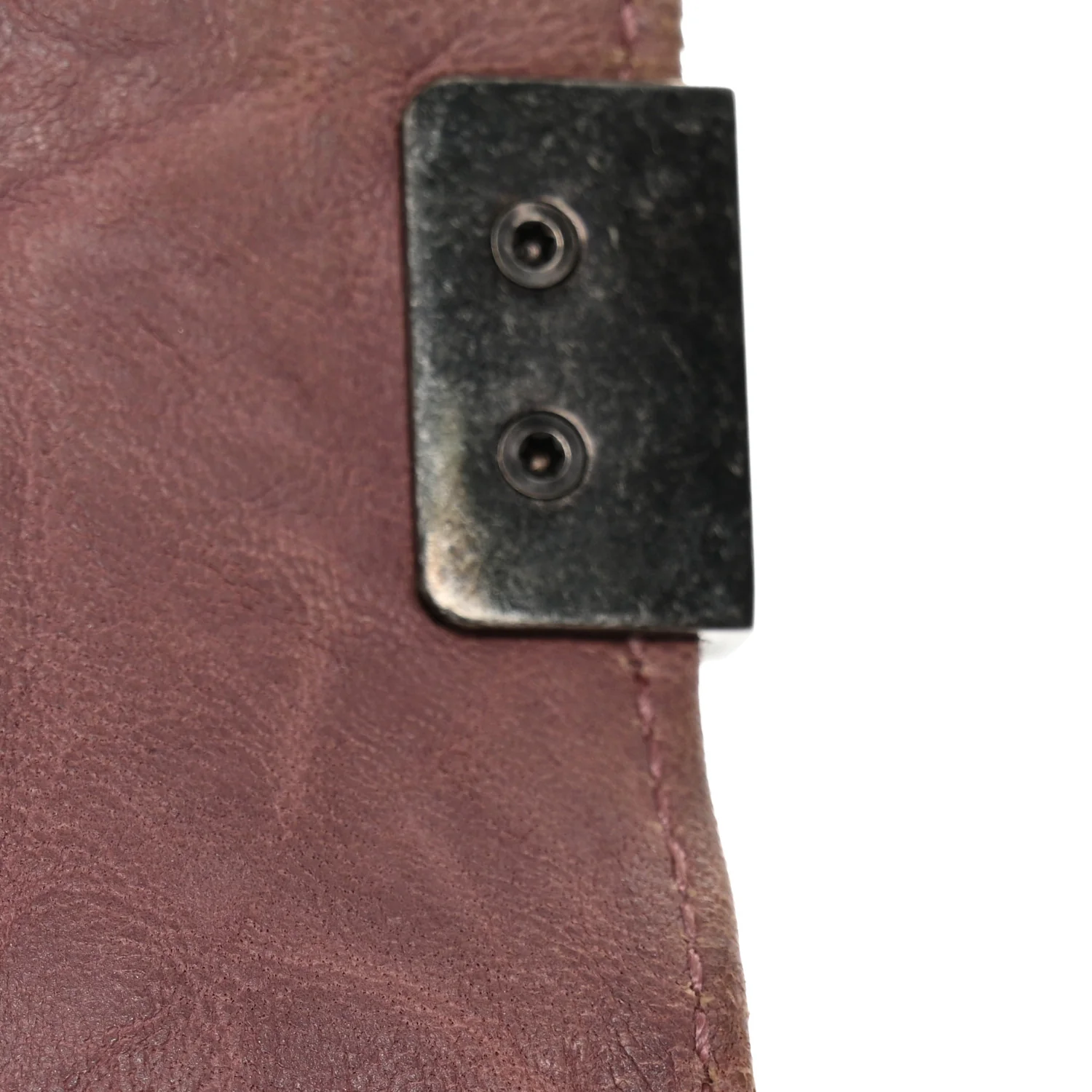 Crumpled Lambskin Medium Studded Boy Flap Pink - Image 10