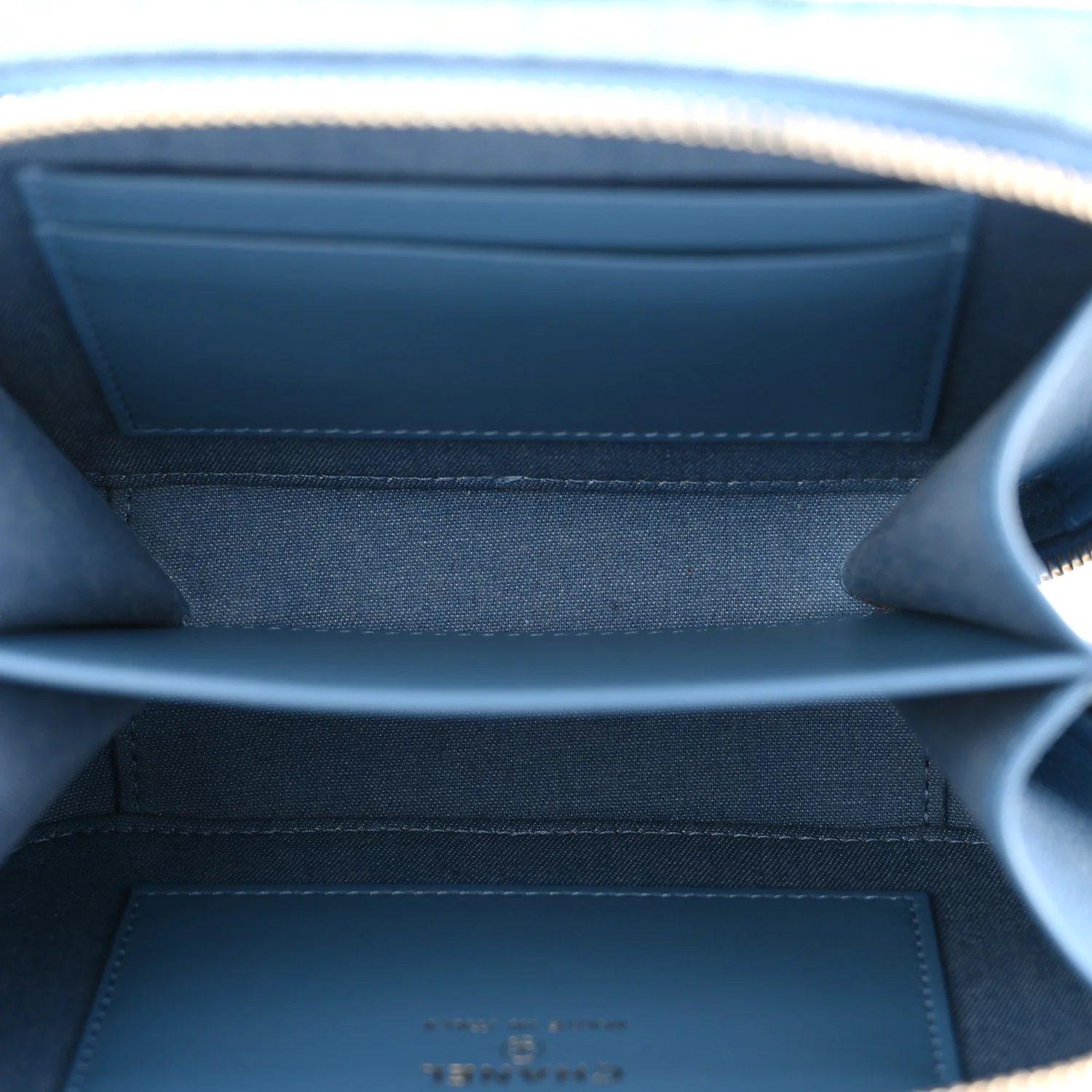 Denim Quilted CC Pearl Crush Camera Case Blue - Image 5