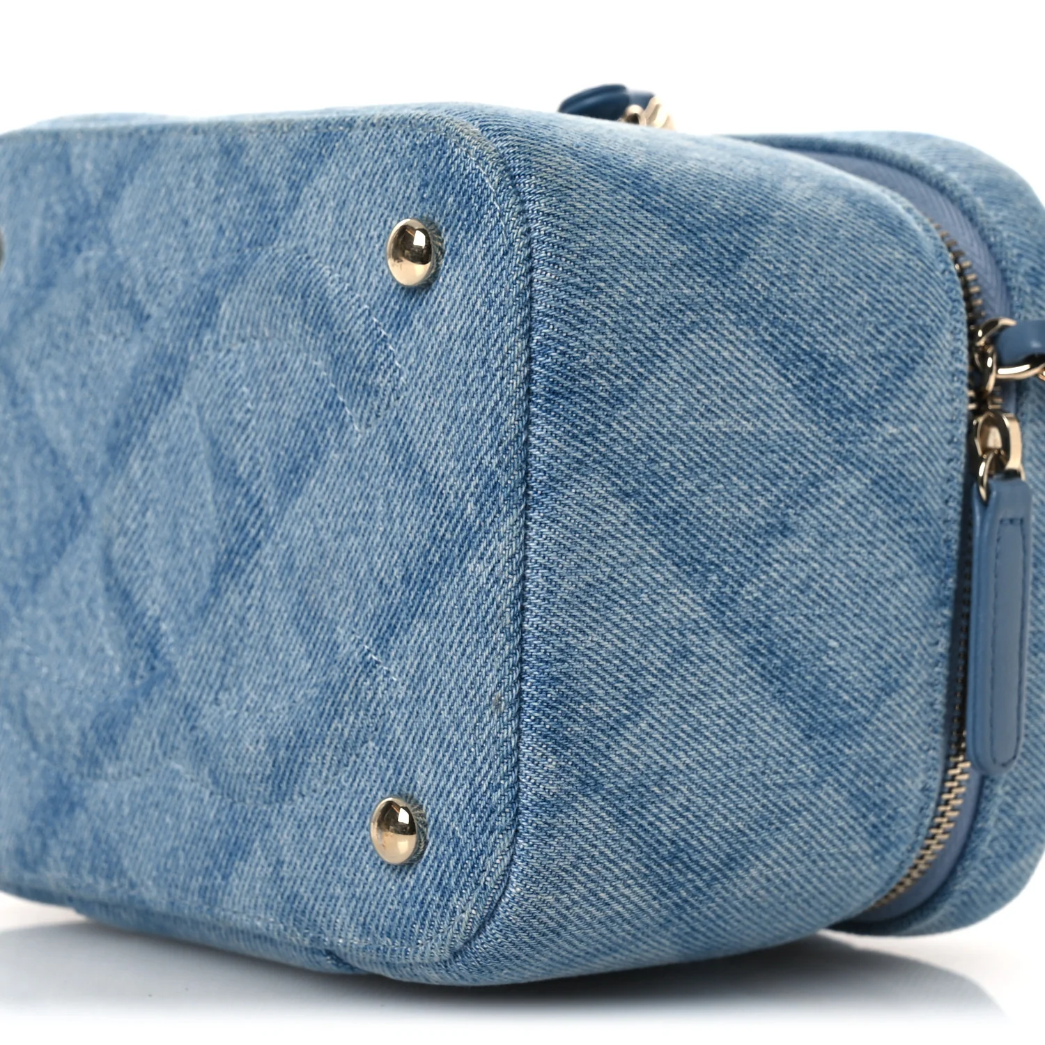 Denim Quilted Small CC Vanity Case Blue - Image 10