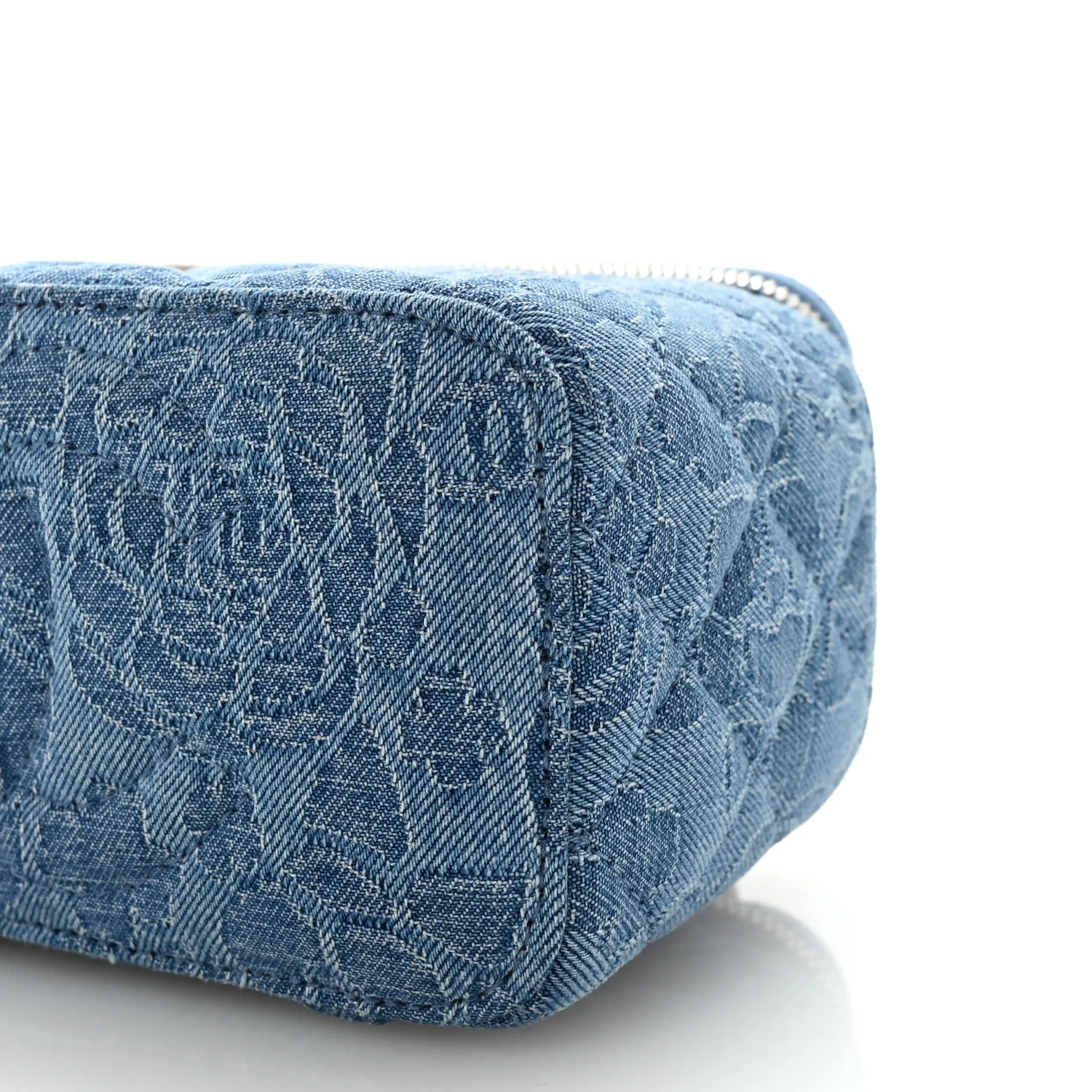 Denim Quilted Sweetheart Small Vanity Case With Chain Blue - Image 10