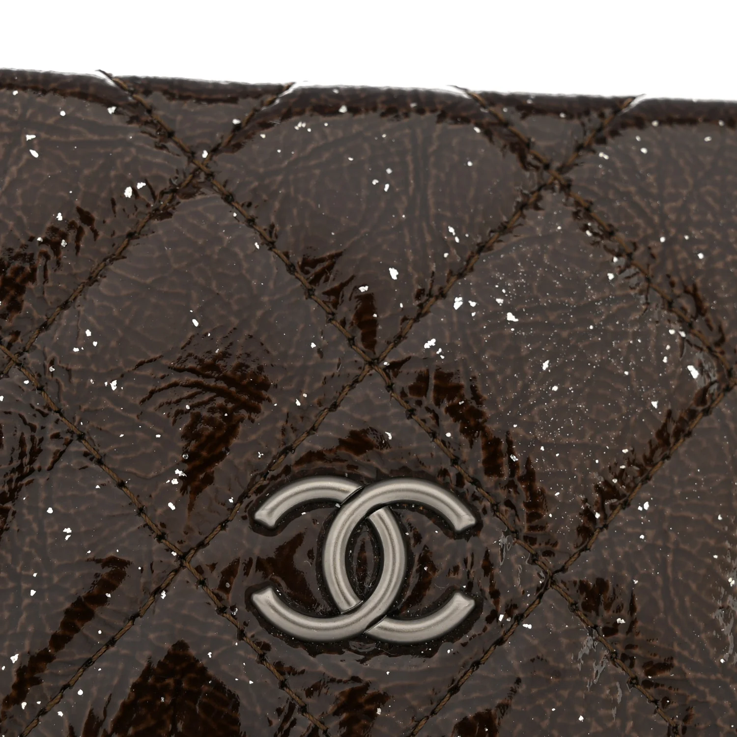 Distressed Patent Quilted Card Holder Dark Brown - Image 9