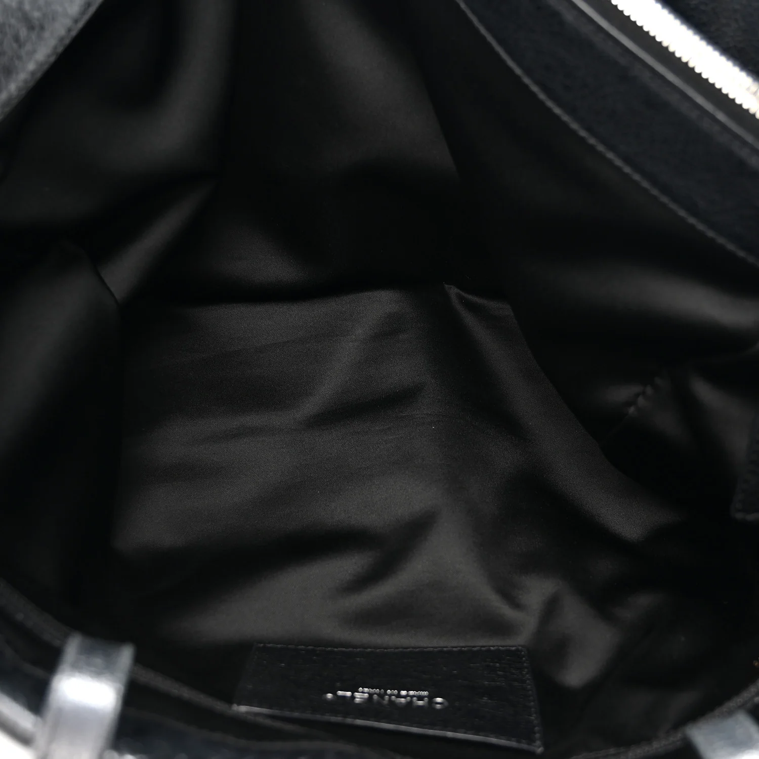 Glazed Calfskin Large On The Road Tote Black - Image 6