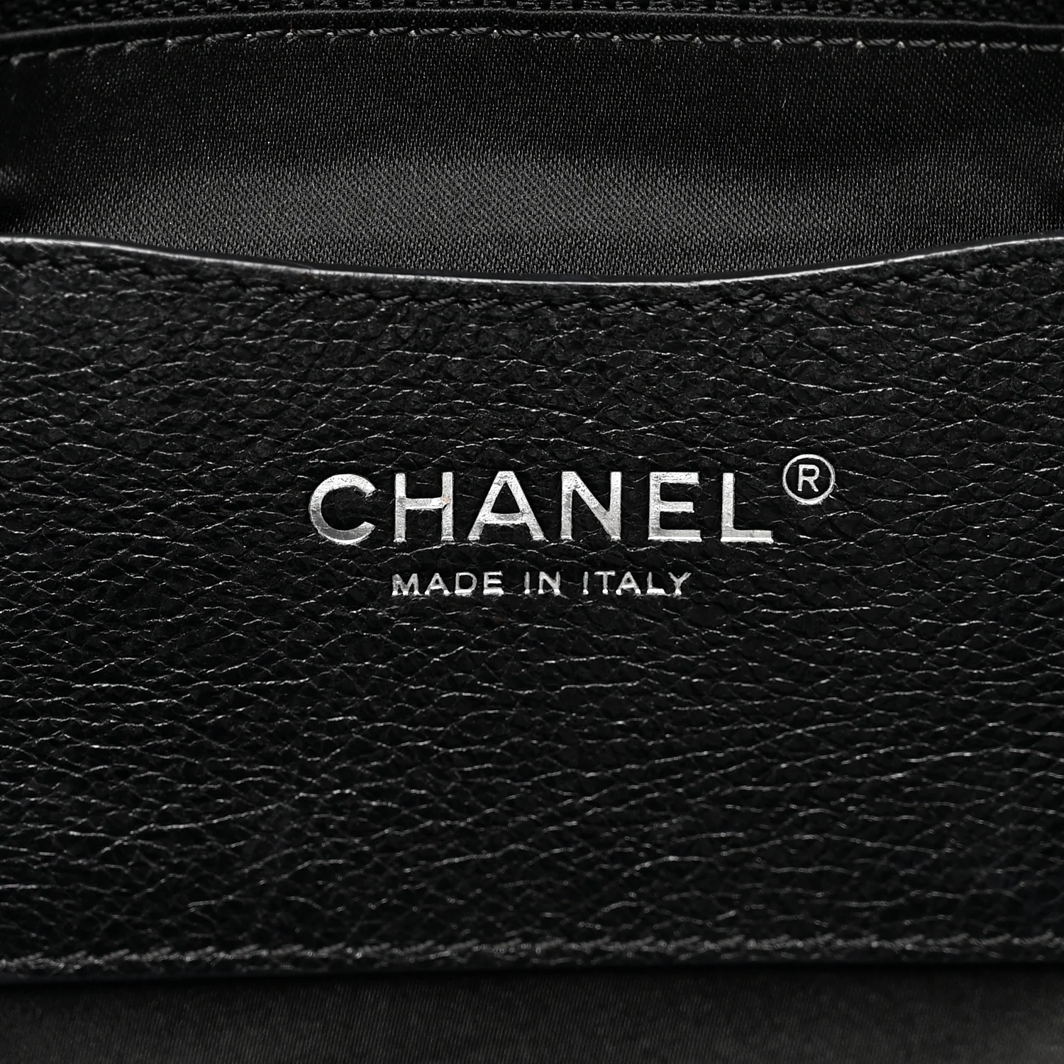 Glazed Calfskin Large On The Road Tote Black - Image 7