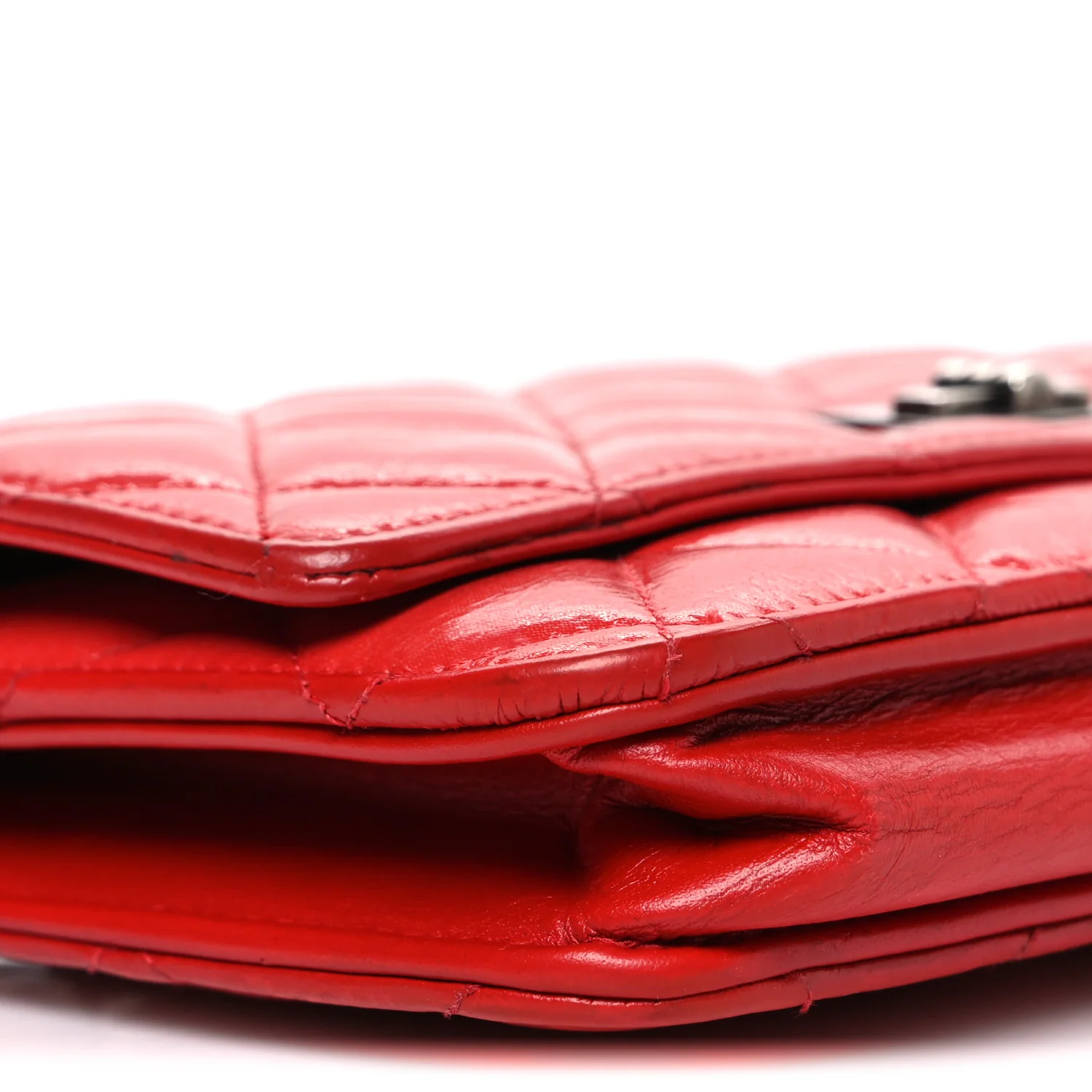 Glazed Calfskin Quilted Reissue Wallet On Chain WOC Red - Image 10