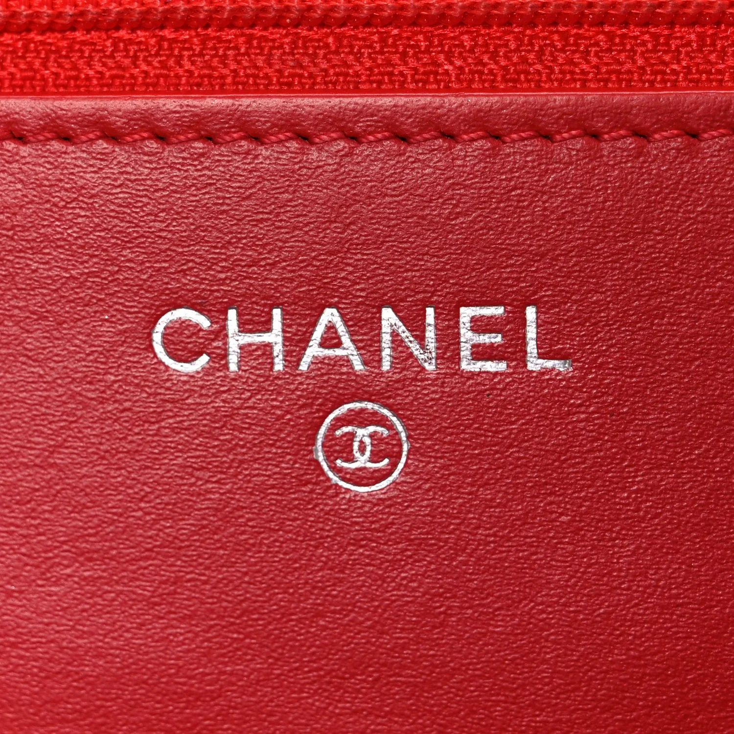 Glazed Calfskin Quilted Reissue Wallet On Chain WOC Red - Image 6