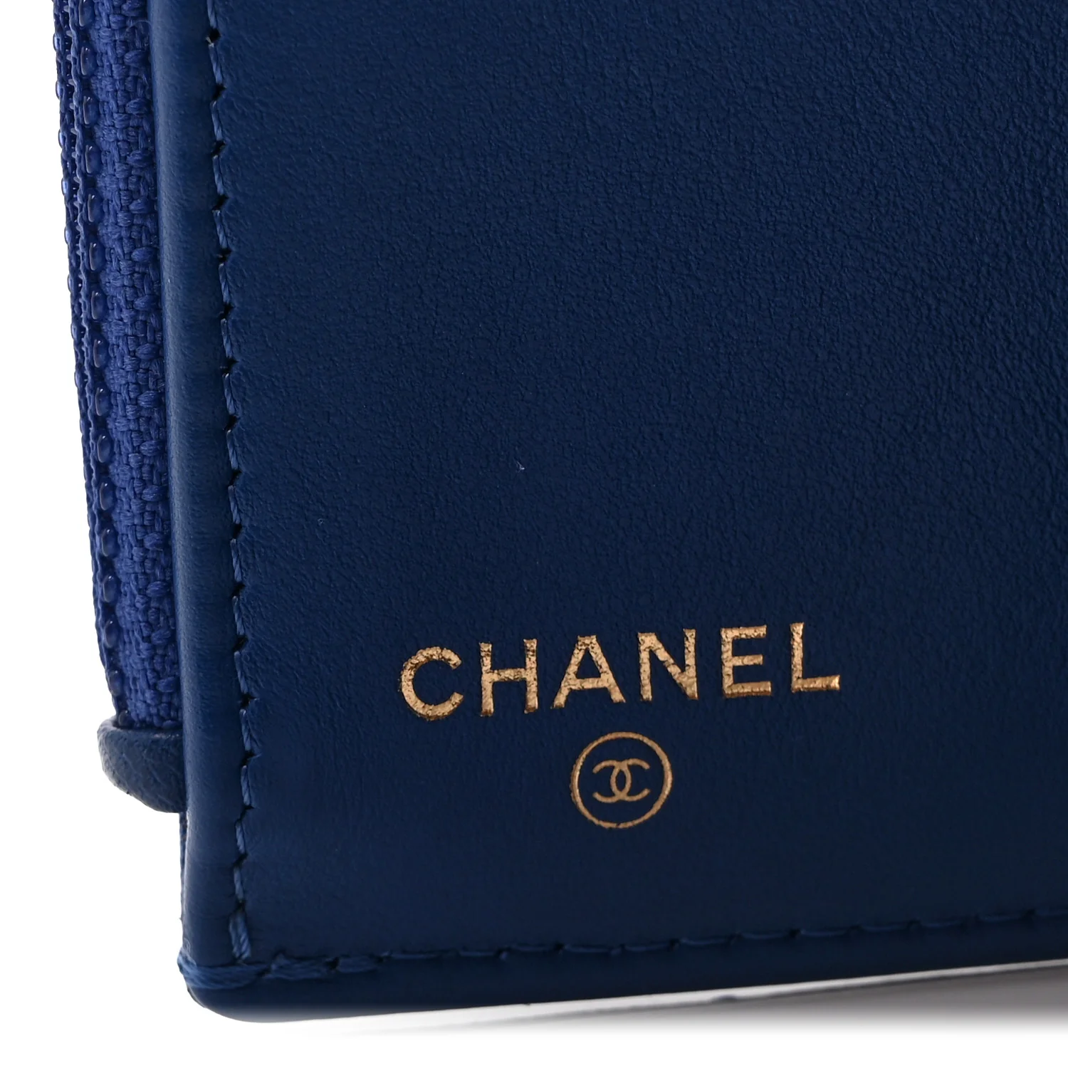 Goatskin Quilted Chanel 19 Small Flap Wallet  Blue - Image 8