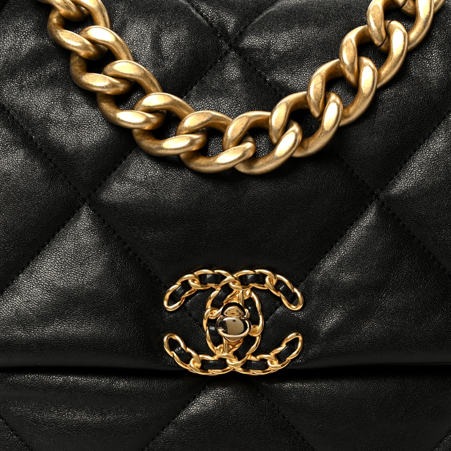 Goatskin Quilted Large Chanel 19 Flap Black - Image 8