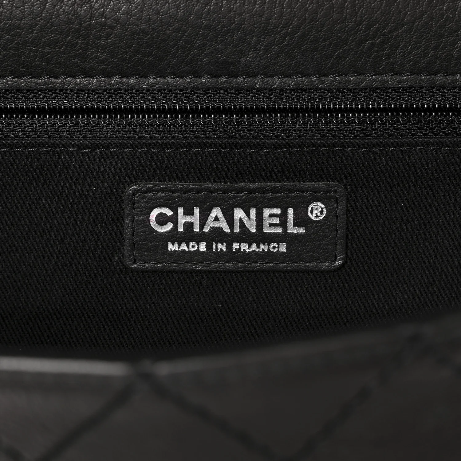 Goatskin Quilted Paris Dallas Saddle Bag Black - Image 12