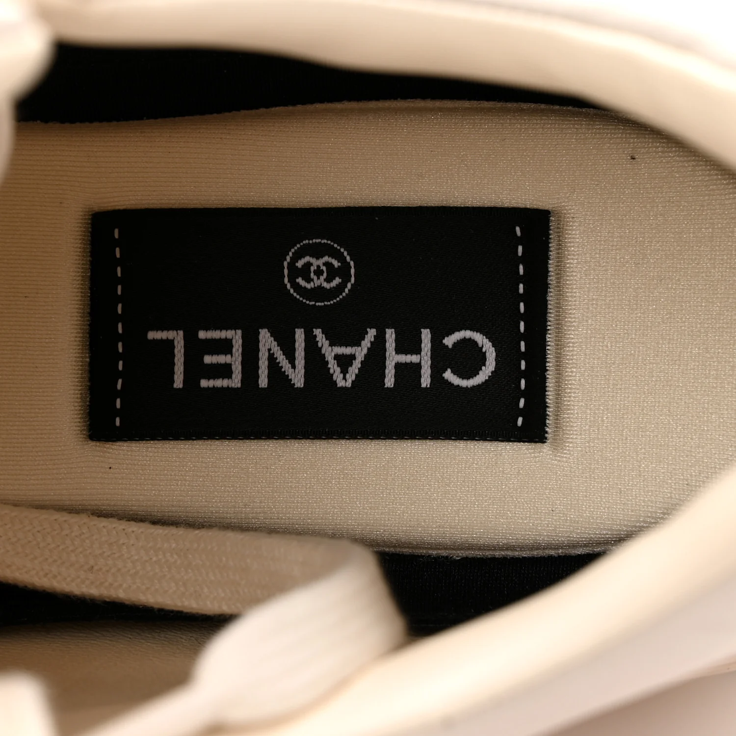 Gradiant Calfskin CC Womens Sneakers 40 Beige - Image 8
