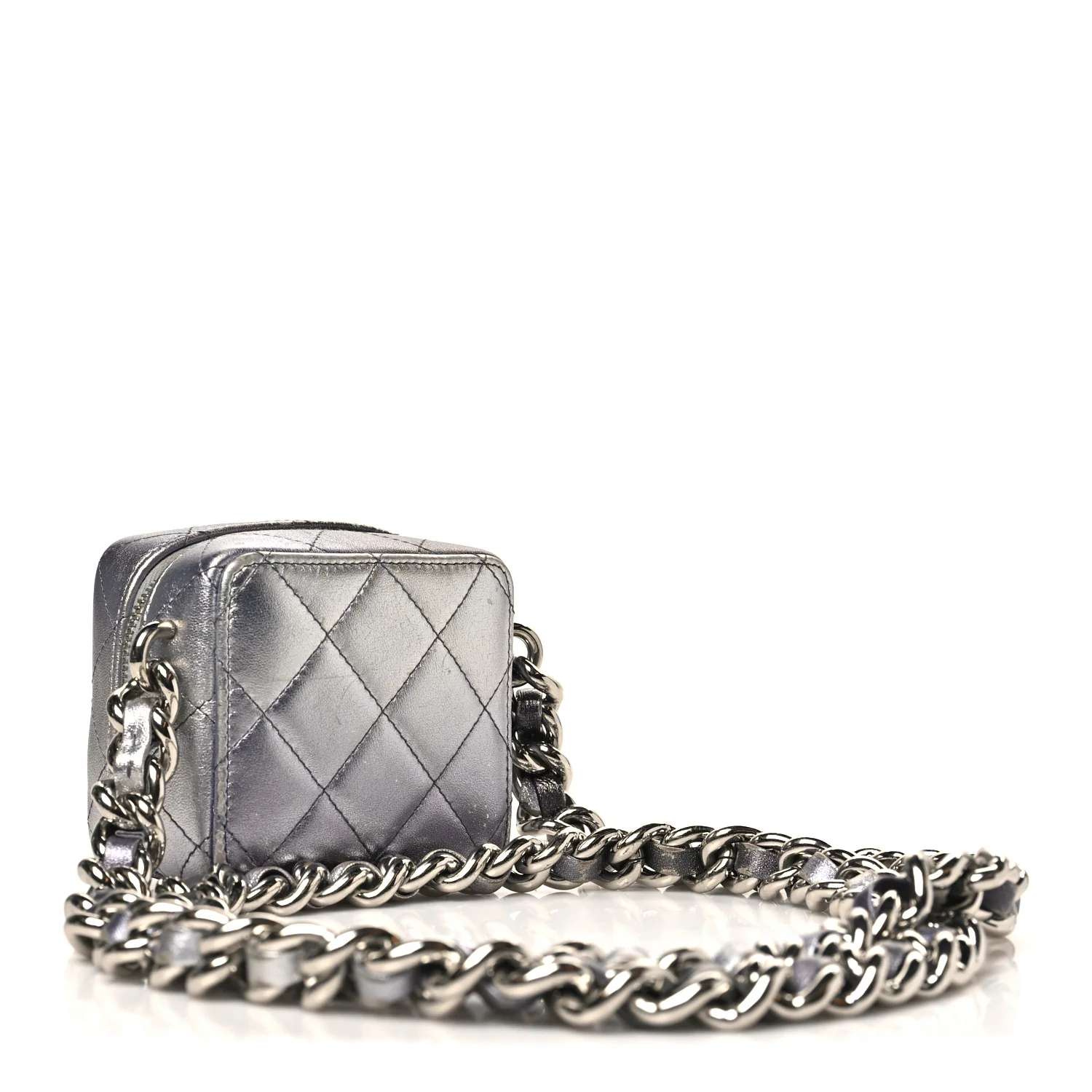 Gradient Metallic Lambskin Quilted Like A Wallet Clutch With Chain Silver Purple - Image 3