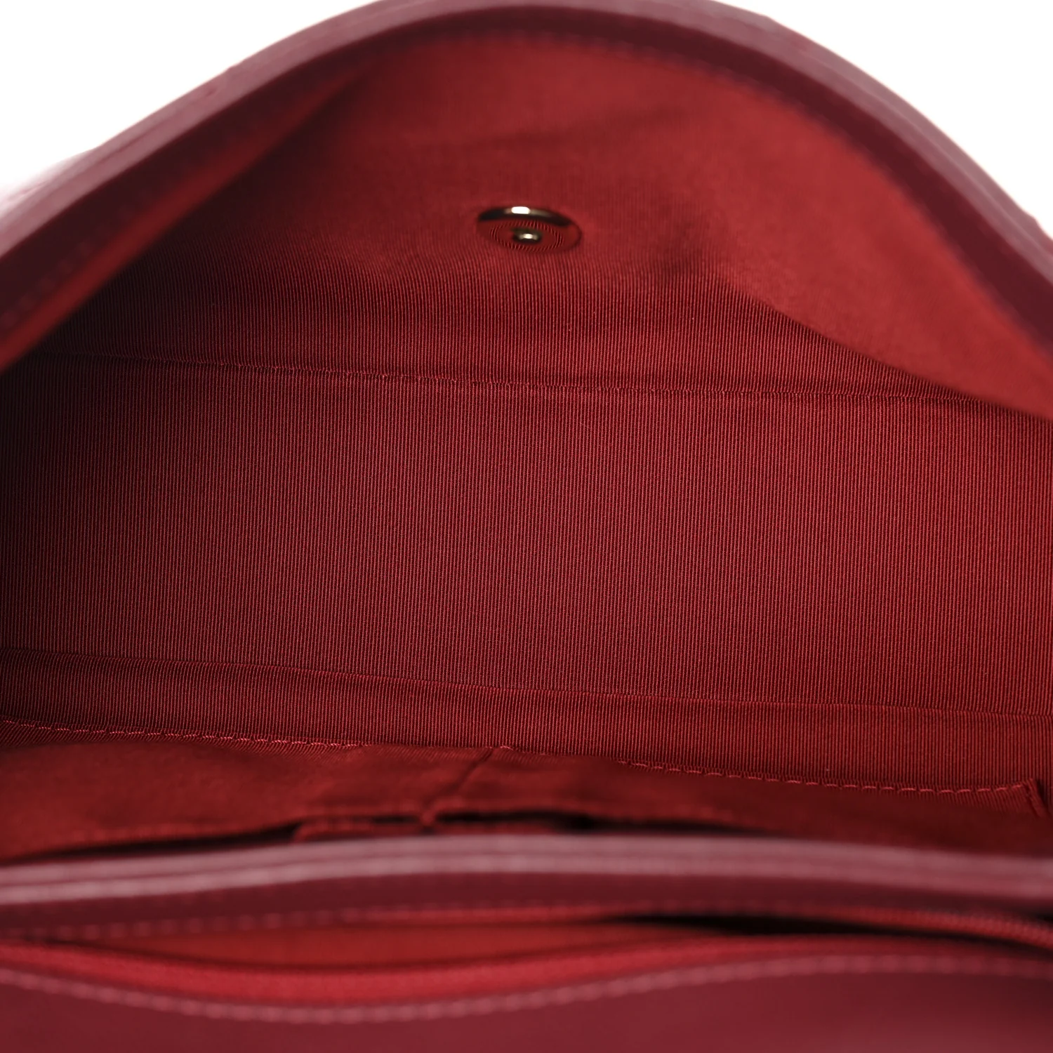 Grained Calfskin Stitched Chevron Medium Chic Top Handle Flap Red - Image 5