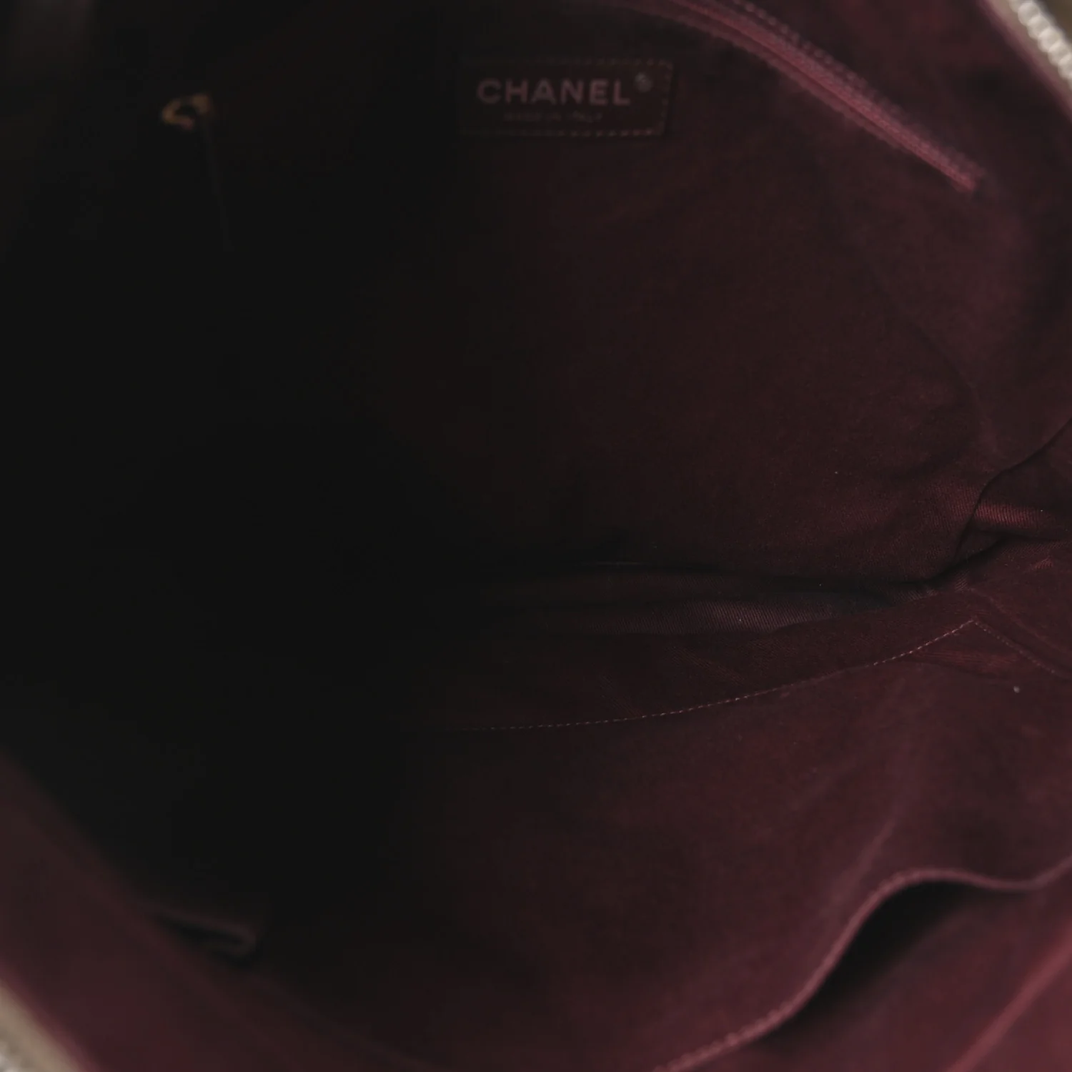Iridescent Calfskin In The Mix Tall Tote Khaki - Image 5
