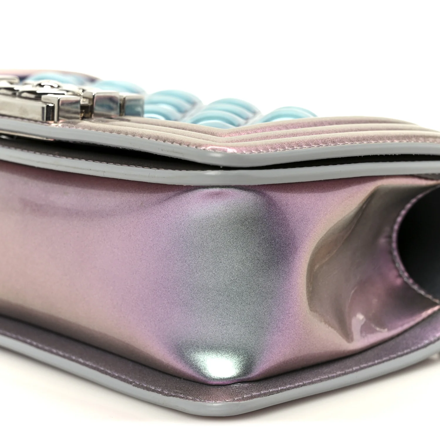 Iridescent Patent Calfskin PVC Quilted Small Boy Flap Light Purple - Image 10