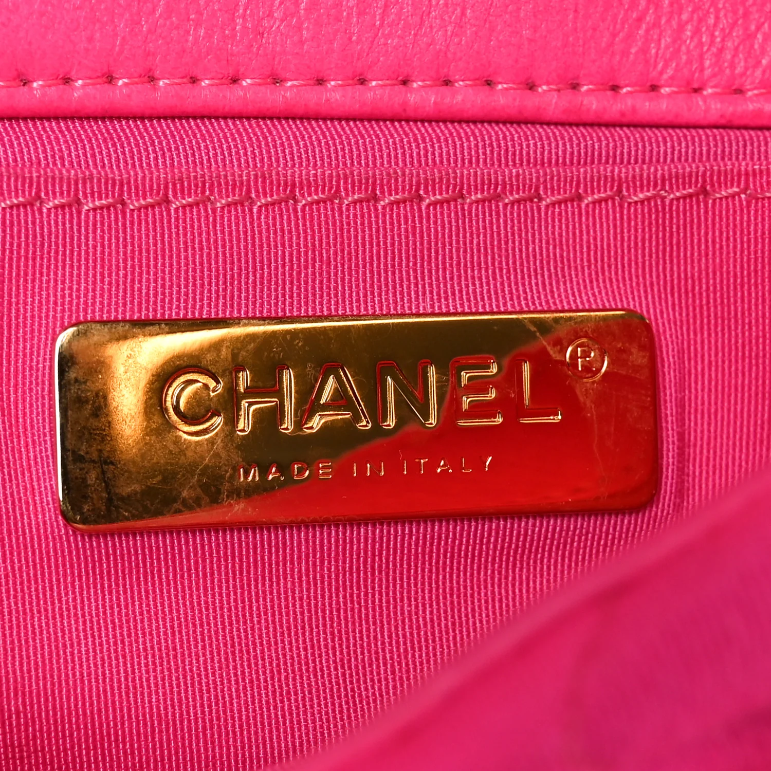 Jersey Quilted Chanel 19 Waist Bag Pink - Image 5