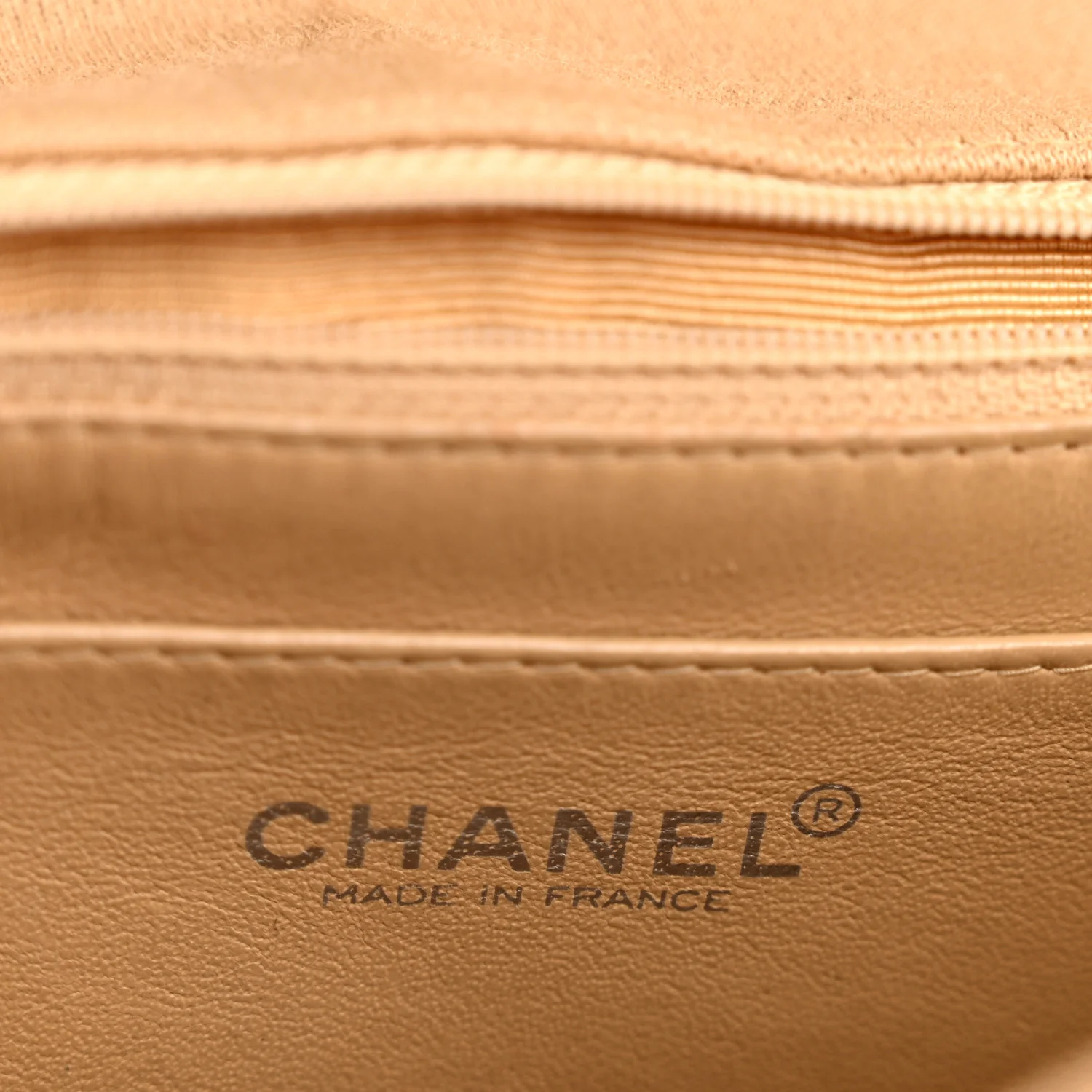 Jersey Quilted Medium Single Flap Beige - Image 6