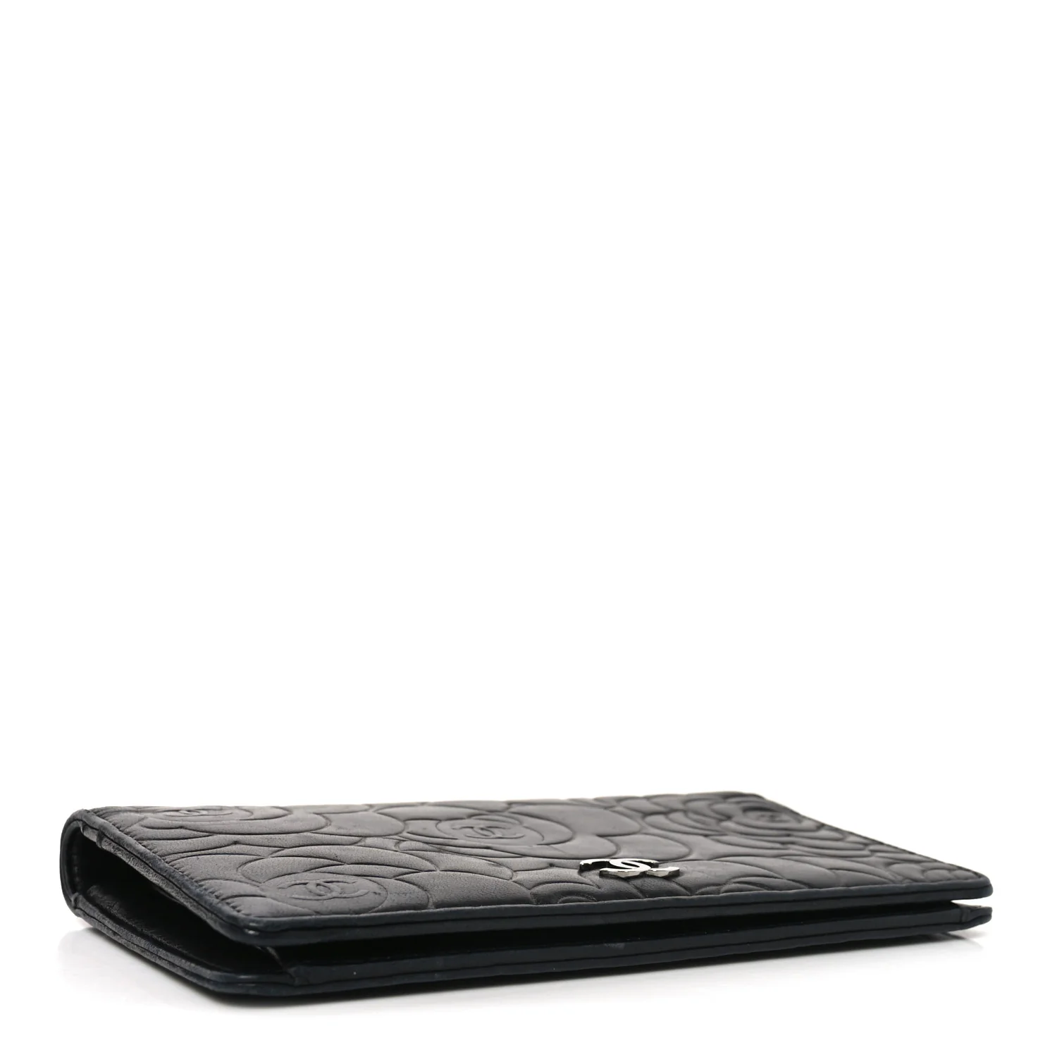 Lambskin Camellia Embossed Yen Wallet Black - Image 4