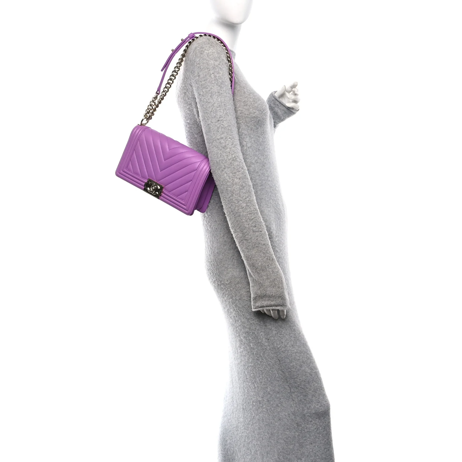Lambskin Chevron Quilted Medium Boy Flap Purple - Image 2