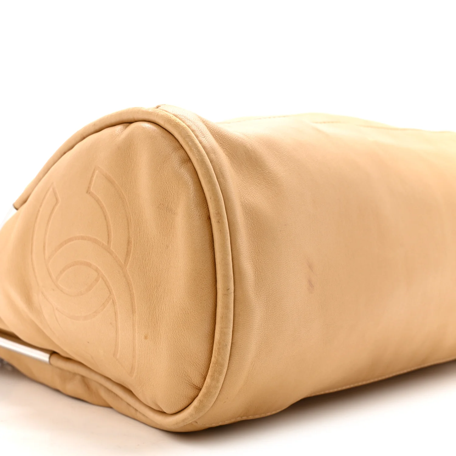 Lambskin Large Ultimate Soft Tote Beige - Image 9