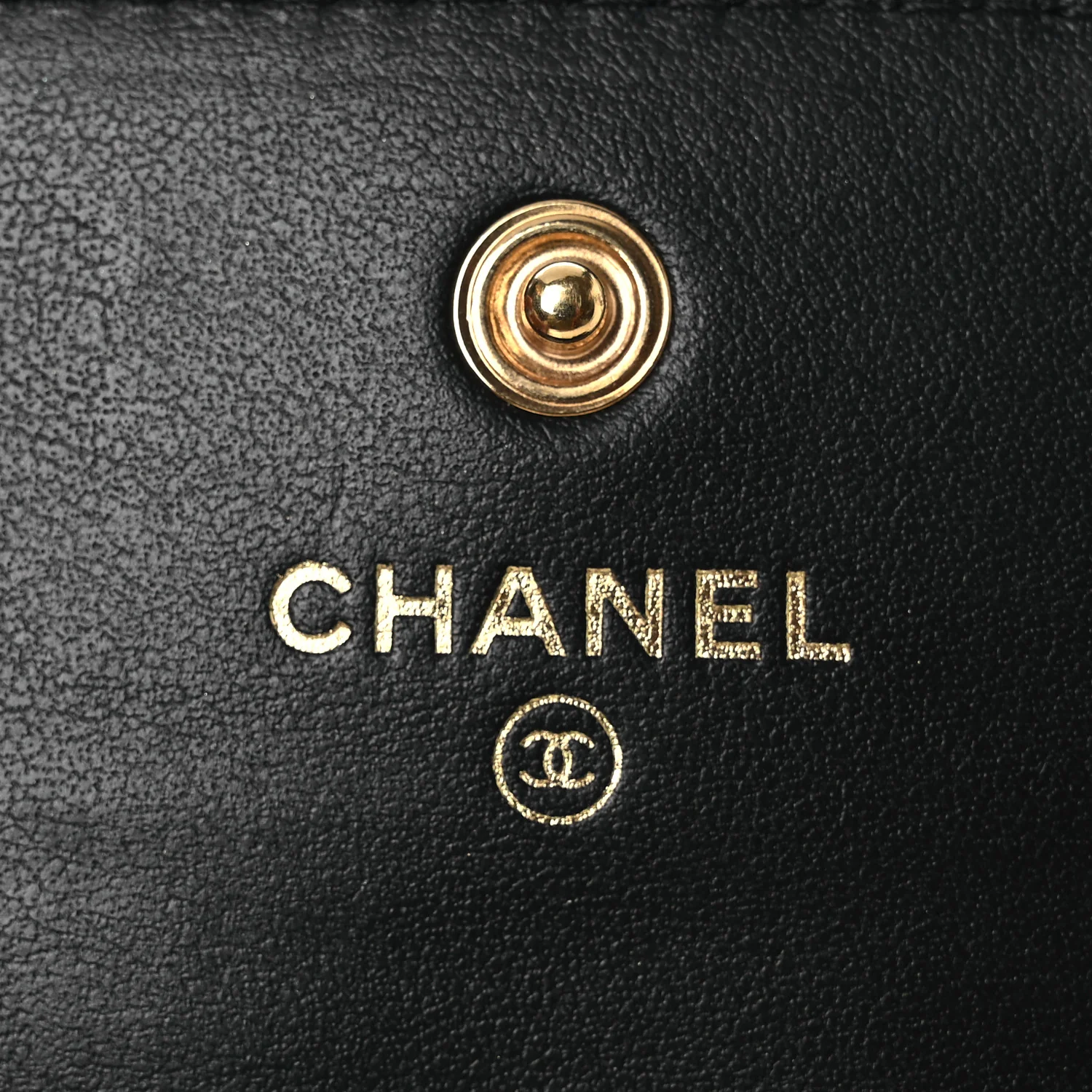 Lambskin Quilted Card Holder with Chain Black - Image 6