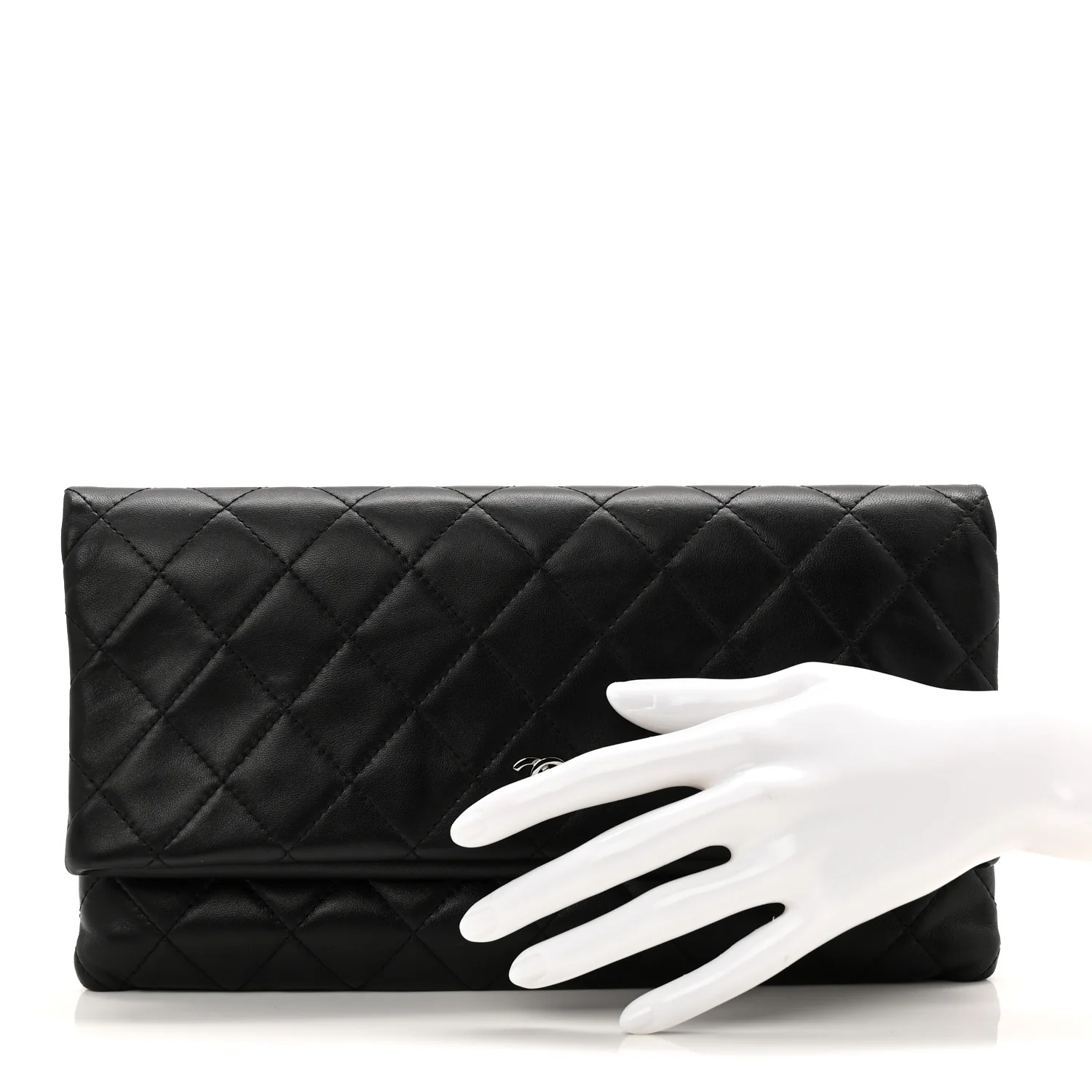 Lambskin Quilted CC Beauty Clutch Black - Image 2