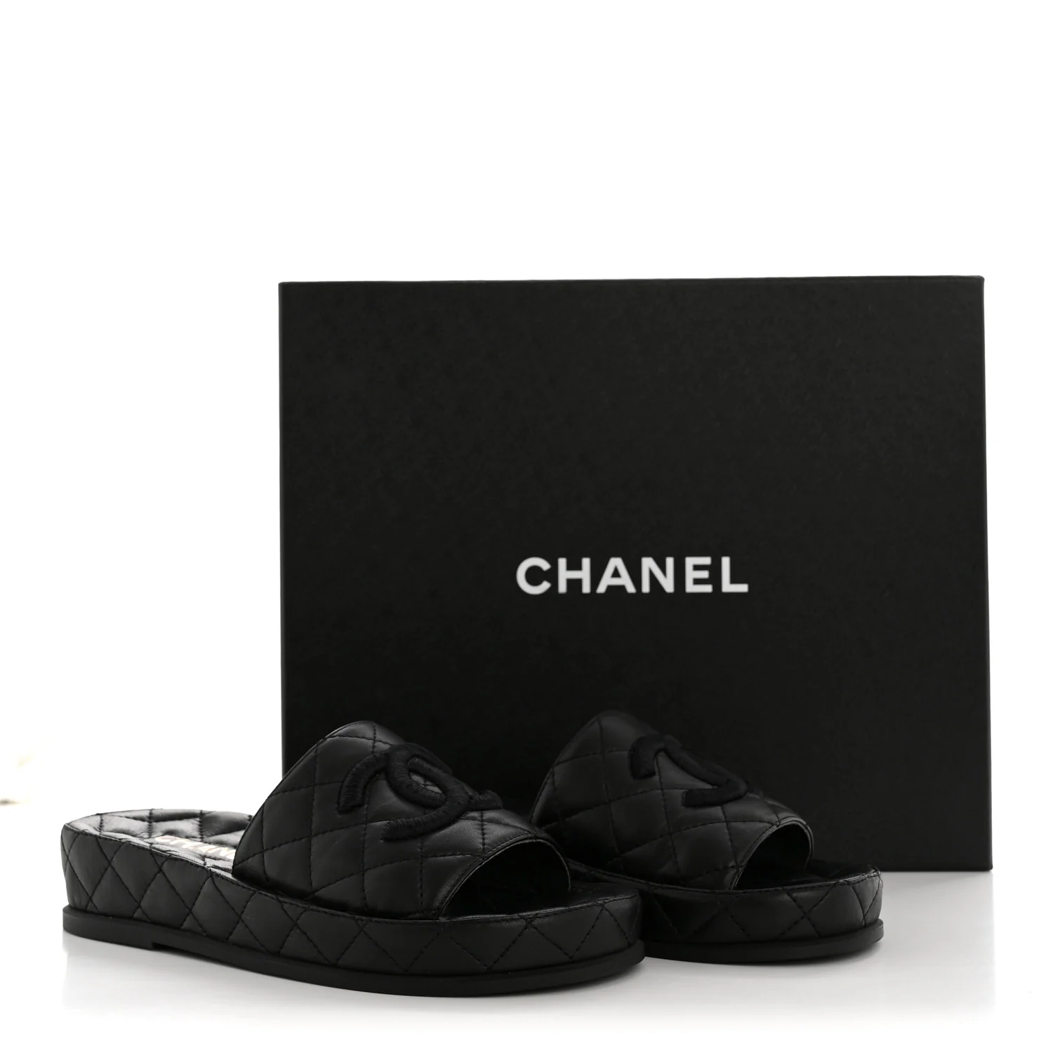 Lambskin Quilted CC Mules Sandals 35 Black - Image 11