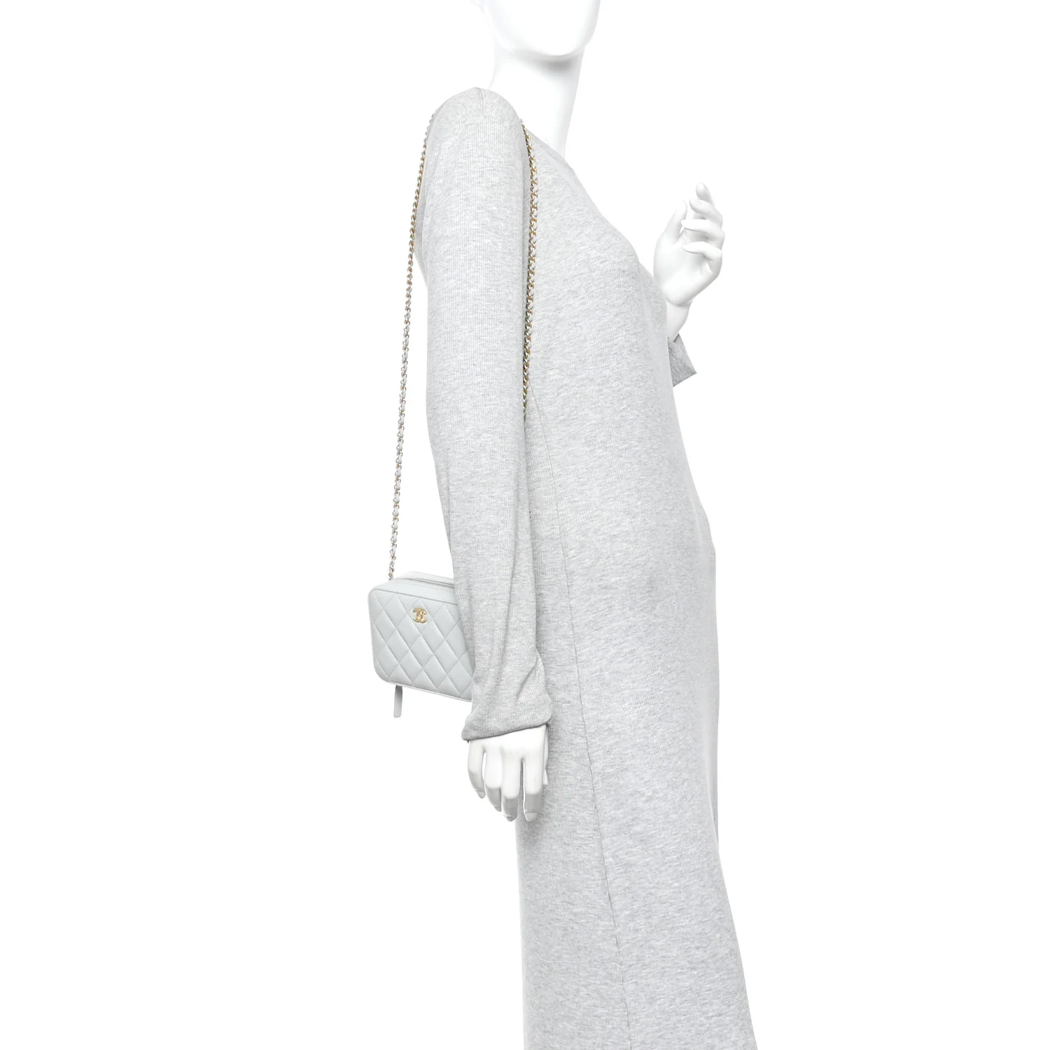 Lambskin Quilted CC Pearl Crush Camera Case Grey - Image 2