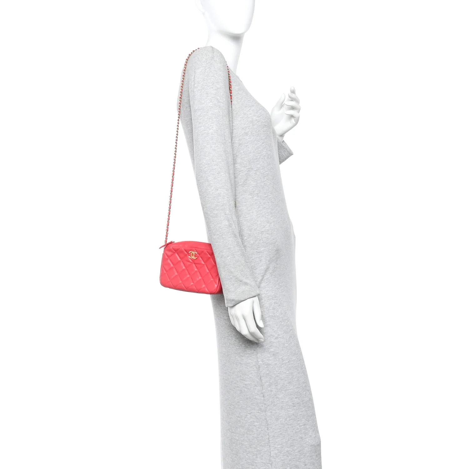 Lambskin Quilted CC Pearl Crush Camera Case Red - Image 2