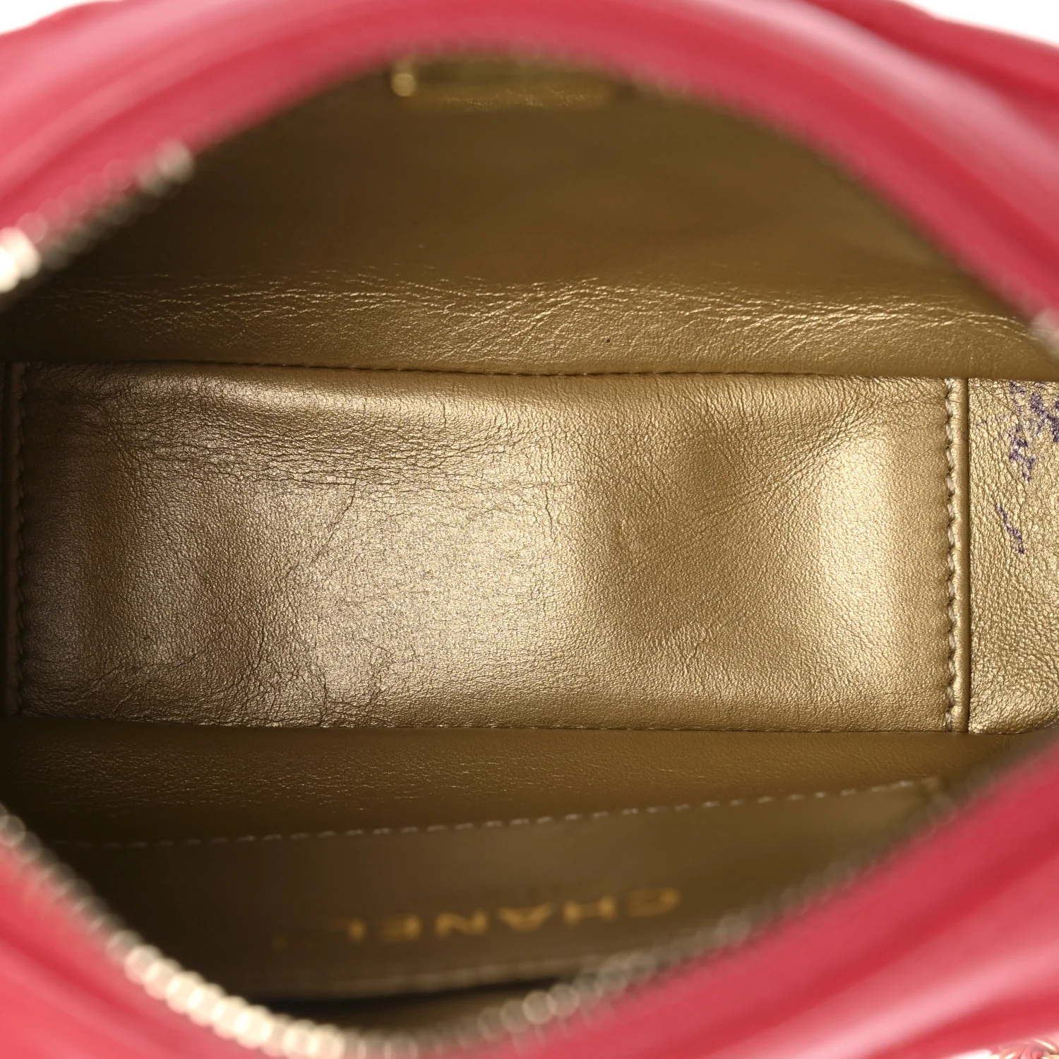 Lambskin Quilted CC Pearl Crush Camera Case Red - Image 5